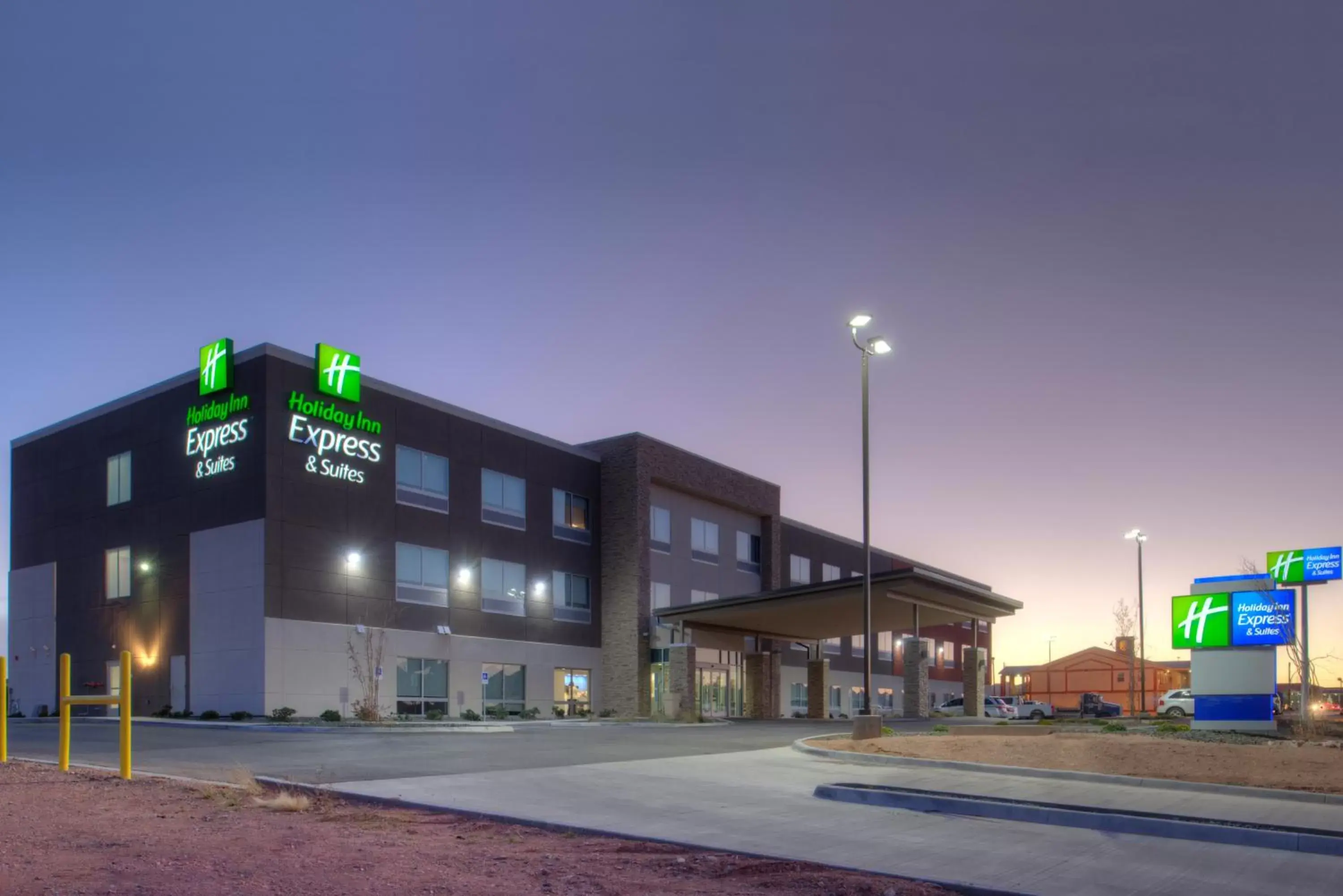 Property Building in Holiday Inn Express & Suites - Van Horn, an IHG Hotel