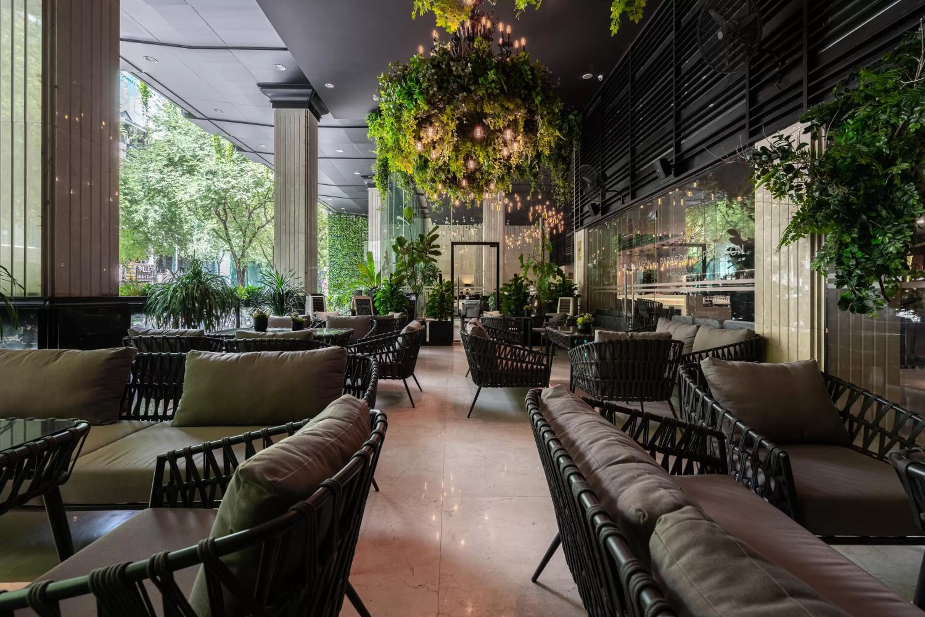 Restaurant/places to eat in Paragon Saigon Hotel