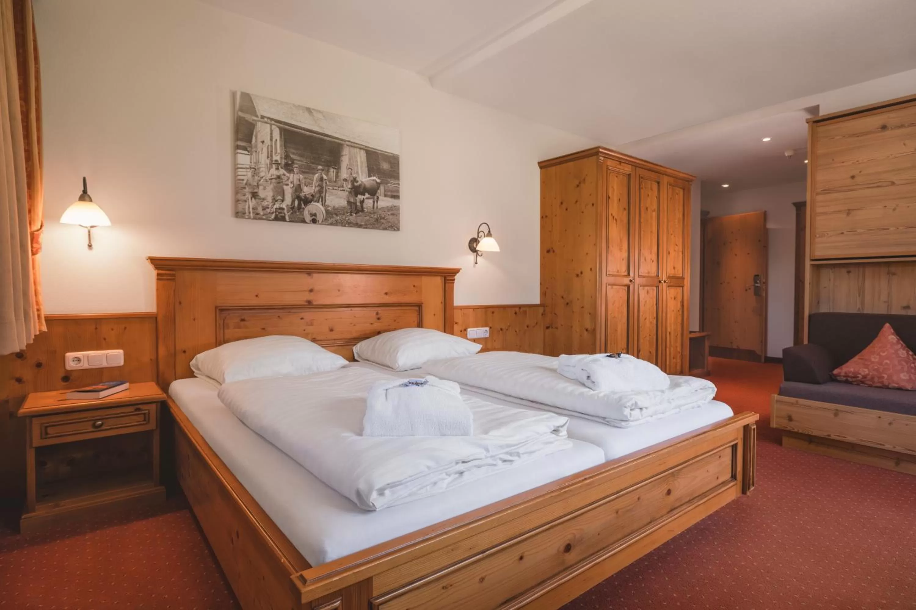 Bedroom, Bed in Loipenstubn