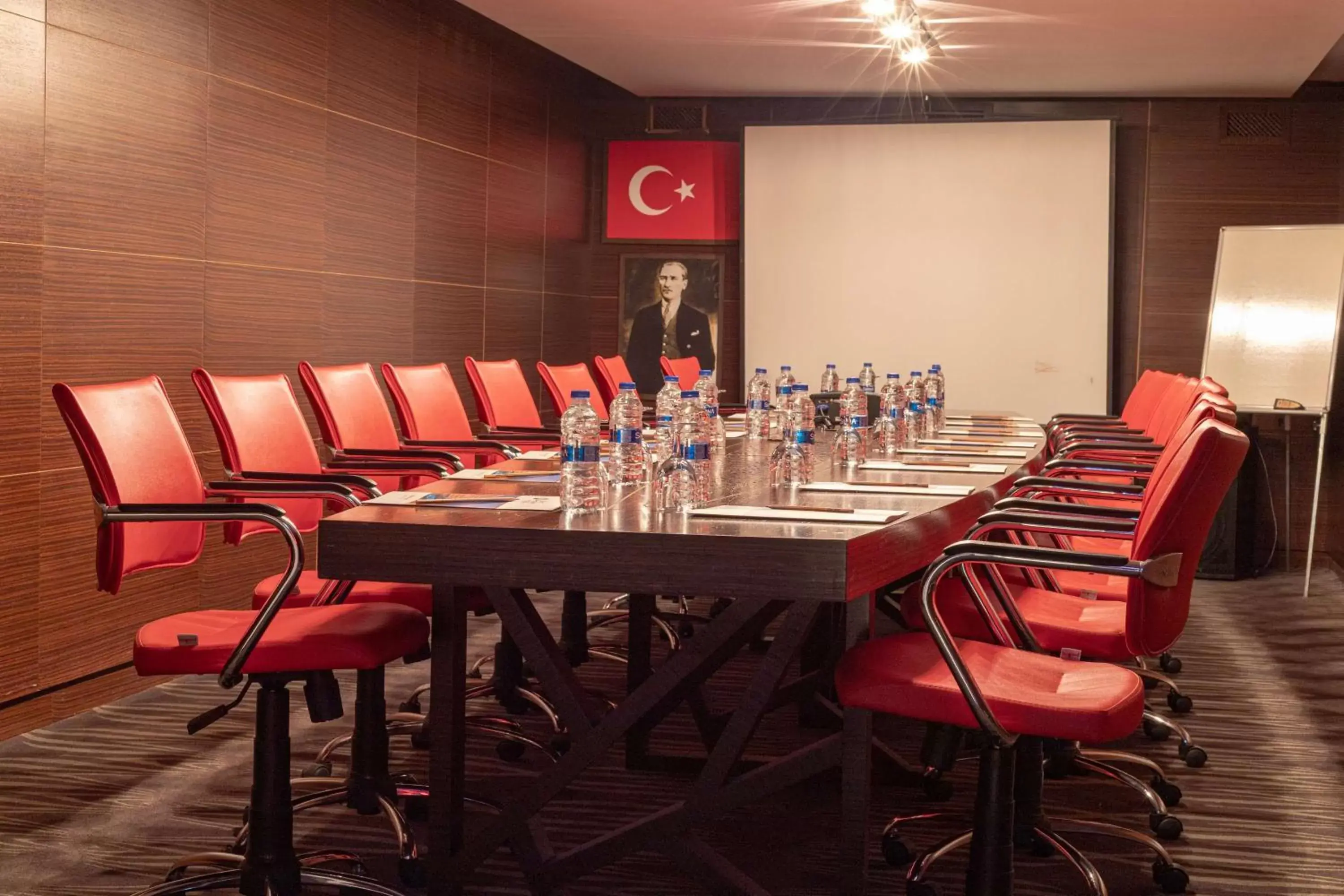 Meeting/conference room in Best Western Plus Khan Hotel