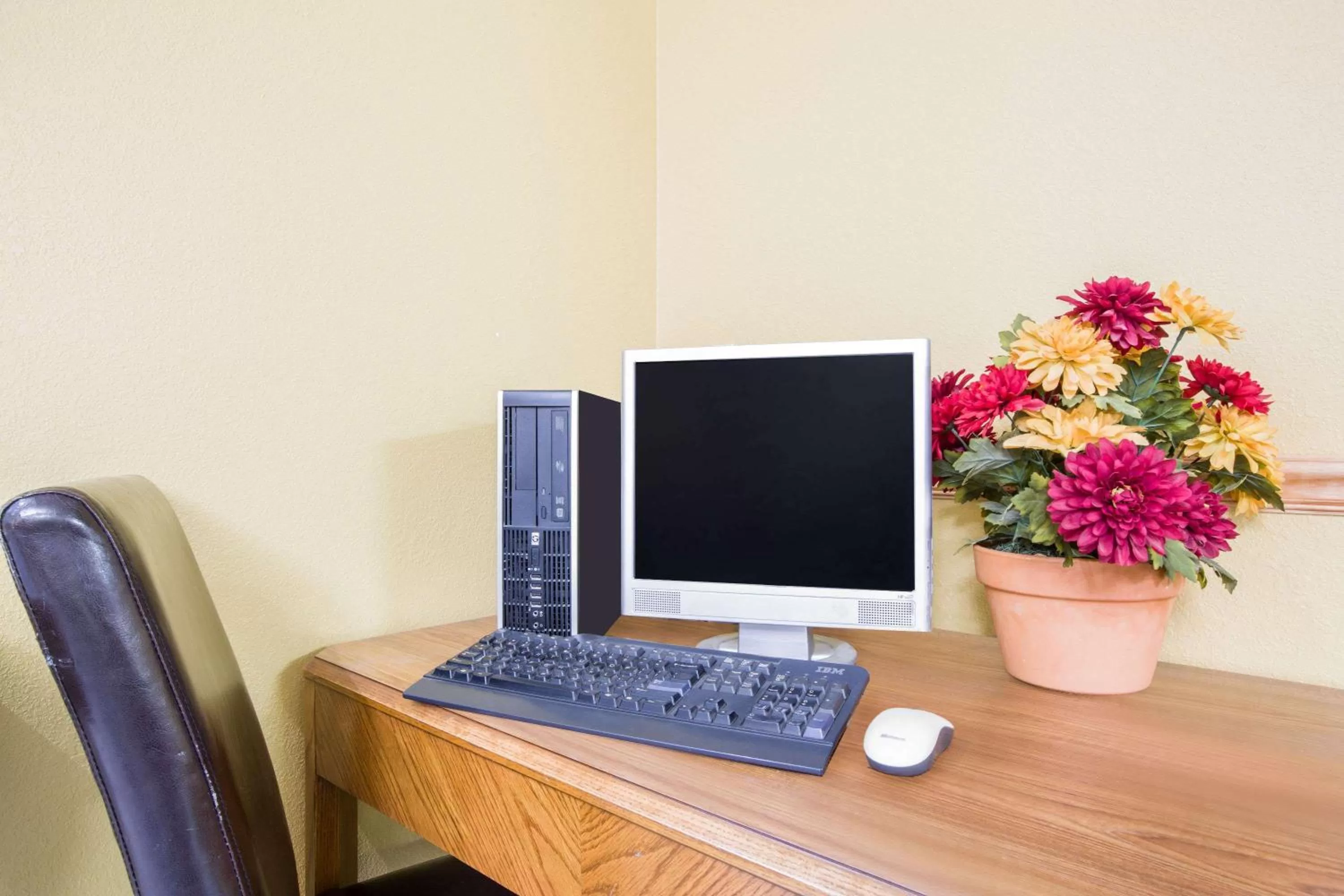 On site in Days Inn by Wyndham Butler