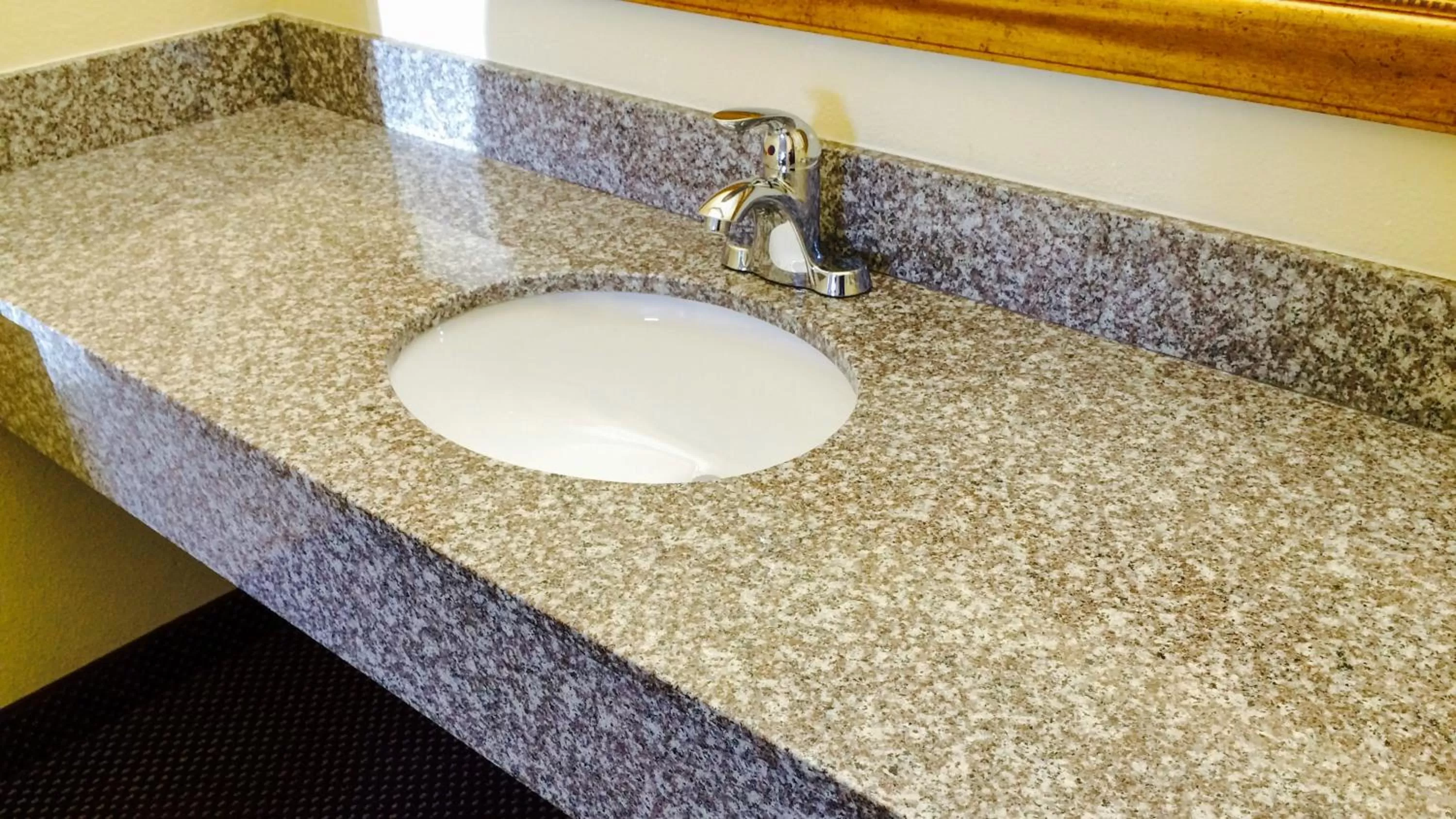 Bathroom in Motel 6-Macclenny, FL