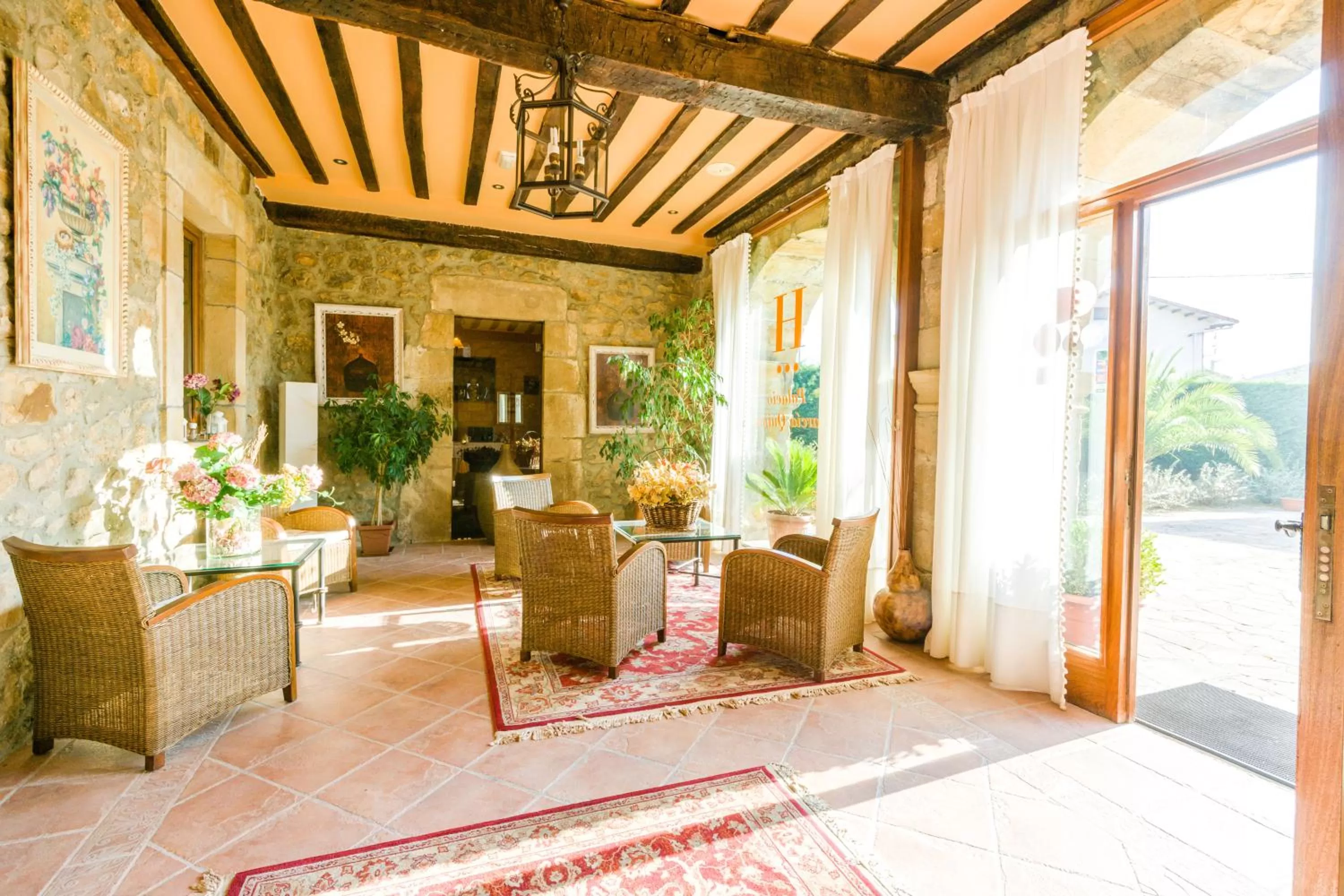 Lounge or bar in Hotel Palacio Garcia Quijano