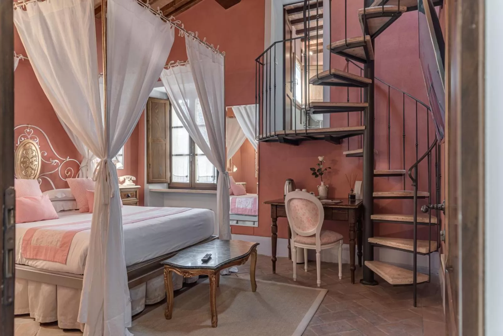 Photo of the whole room, Bed in PALAZZO DEL CAPITANO Wellness & Relais - Luxury Borgo Capitano Collection
