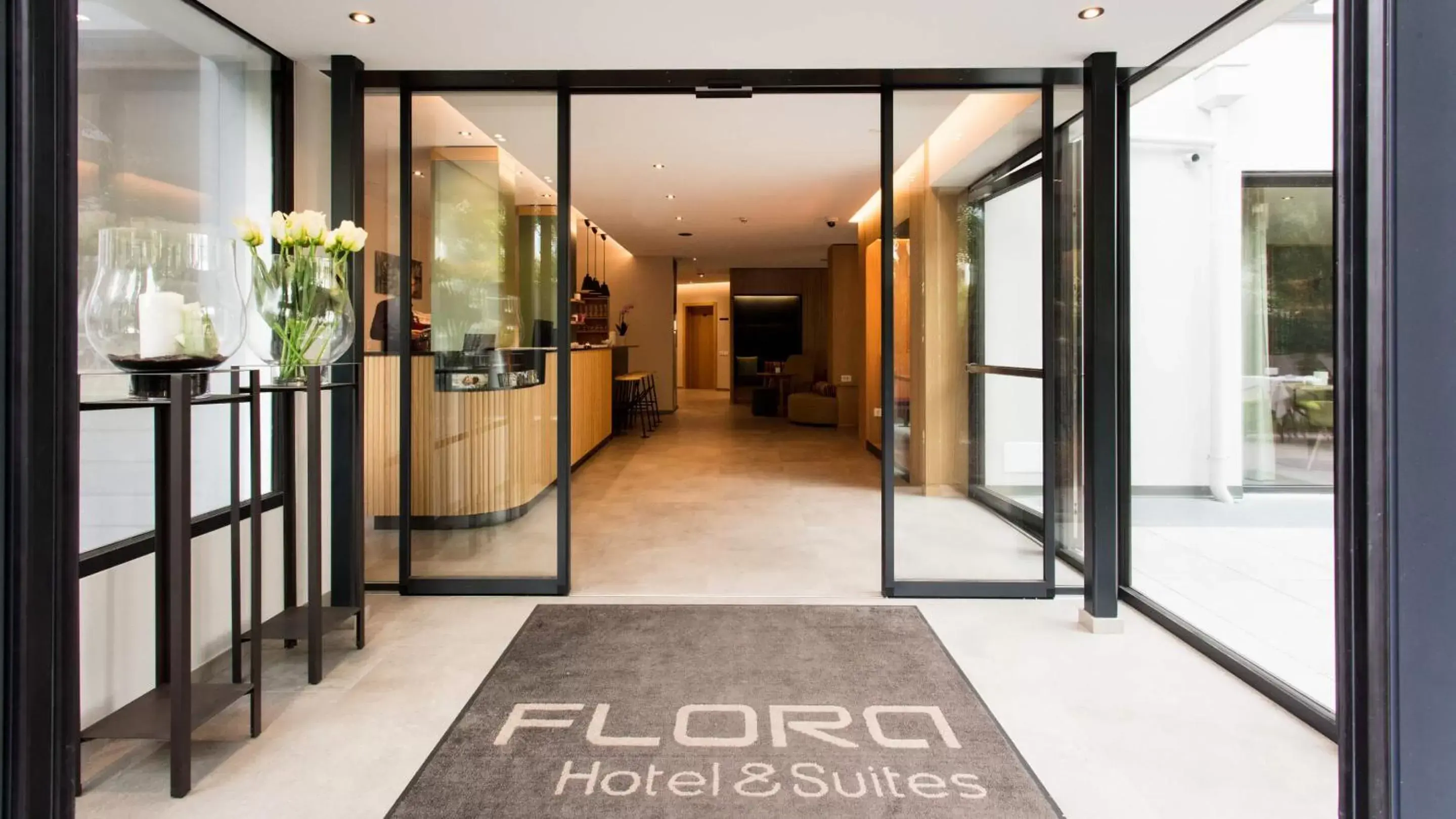 Facade/entrance in Flora Hotel & Suites