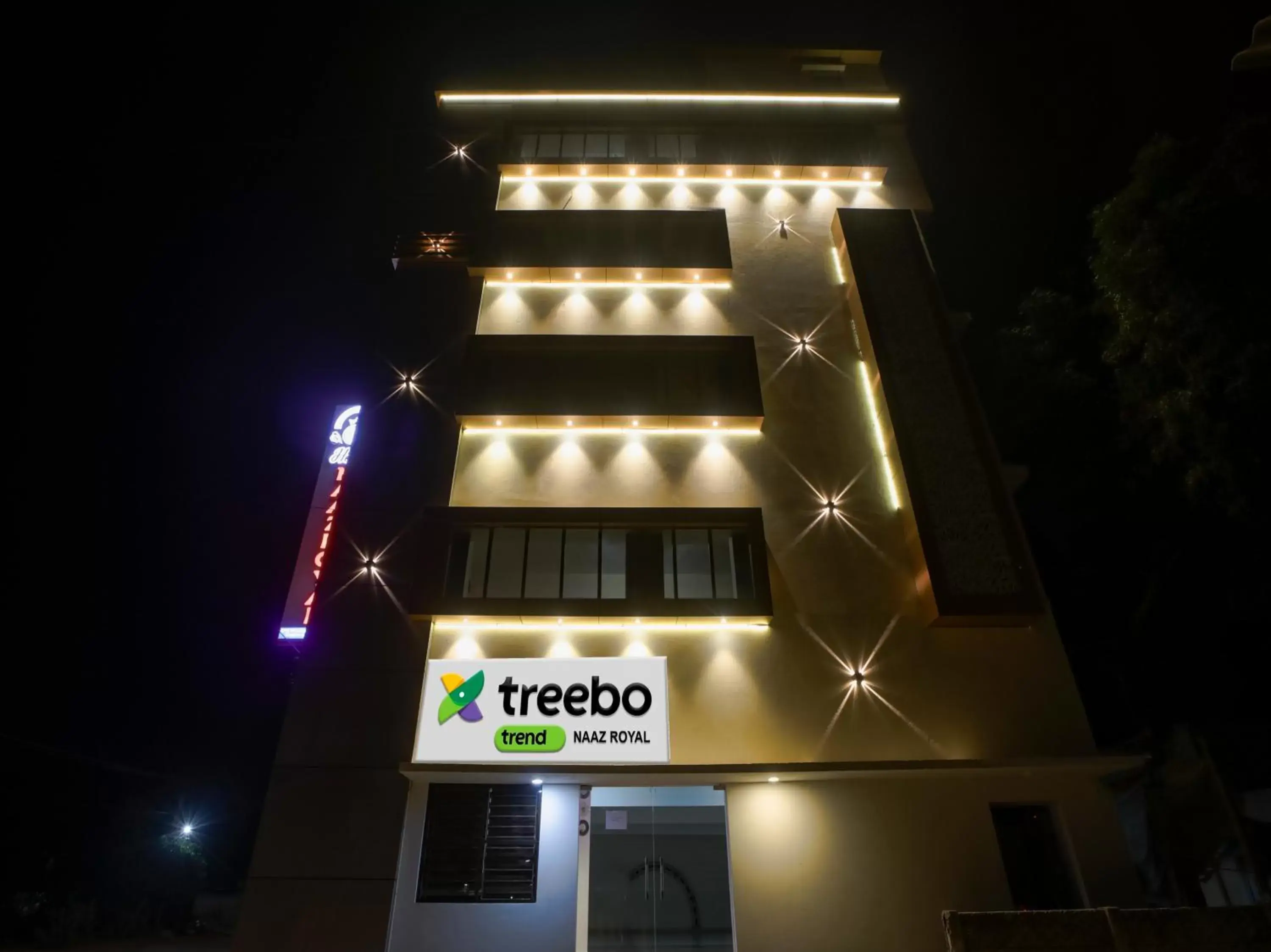 Property building in Treebo Naaz Royal Property building in Treebo Naaz Royal