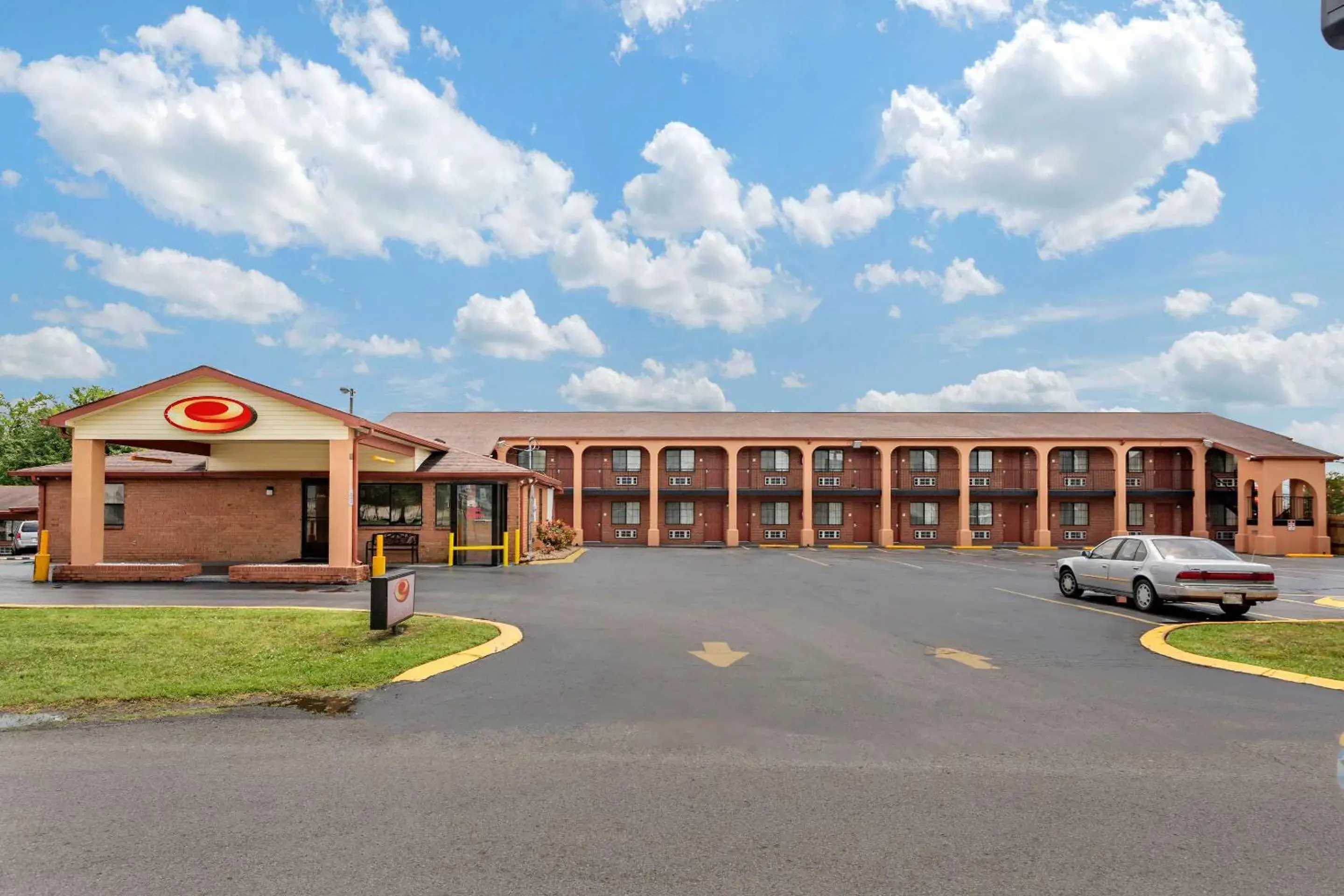 Property Building in Econo Lodge Nashville North - Opryland