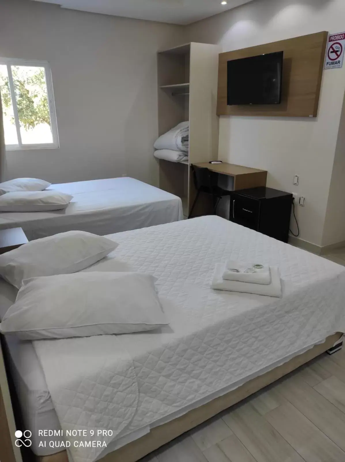 Family Room - single occupancy - Disability Access in Hotel Serrano Family Room - single occupancy - Disability Access in Hotel Serrano