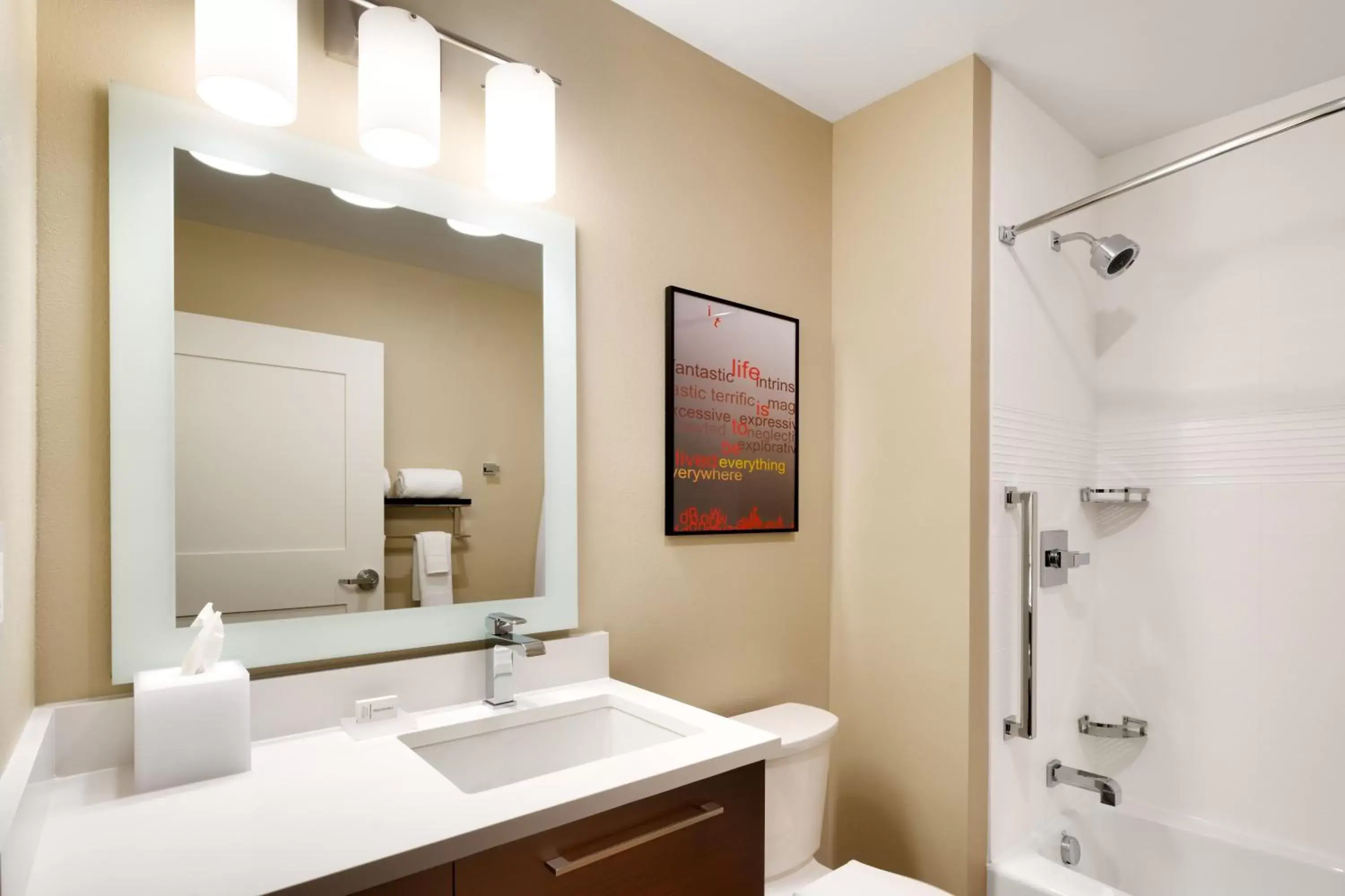 Bathroom in TownePlace Suites by Marriott Salt Lake City Draper