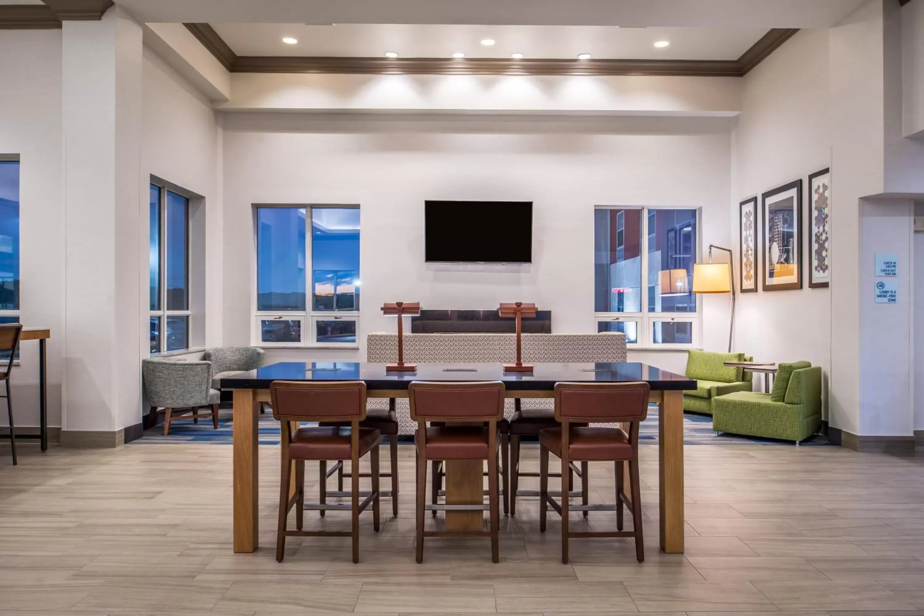 Property building in Holiday Inn Express Mystic by IHG Property building in Holiday Inn Express Mystic by IHG