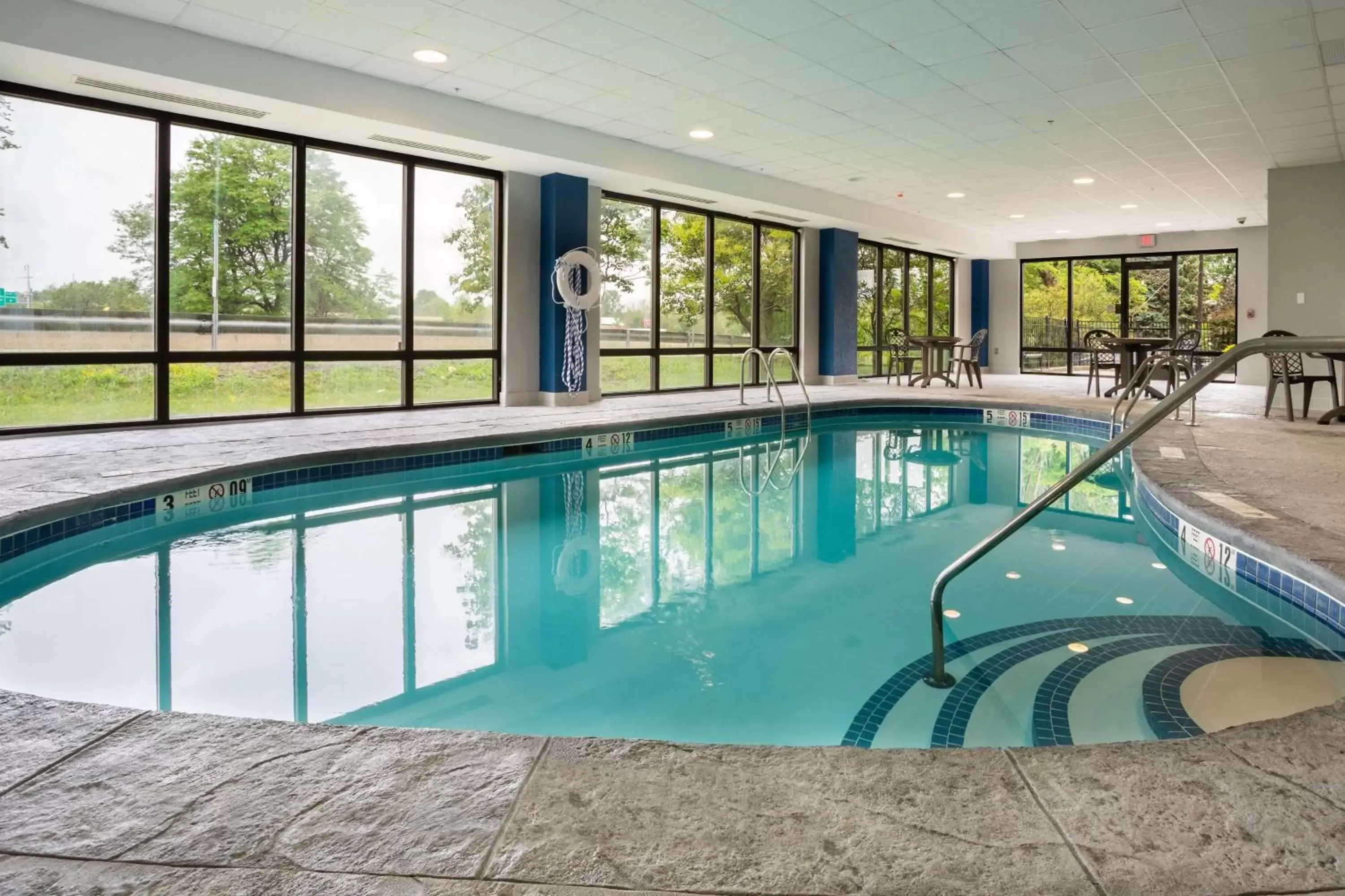 Pool view, Swimming Pool in Hampton Inn Buffalo-South/I-90