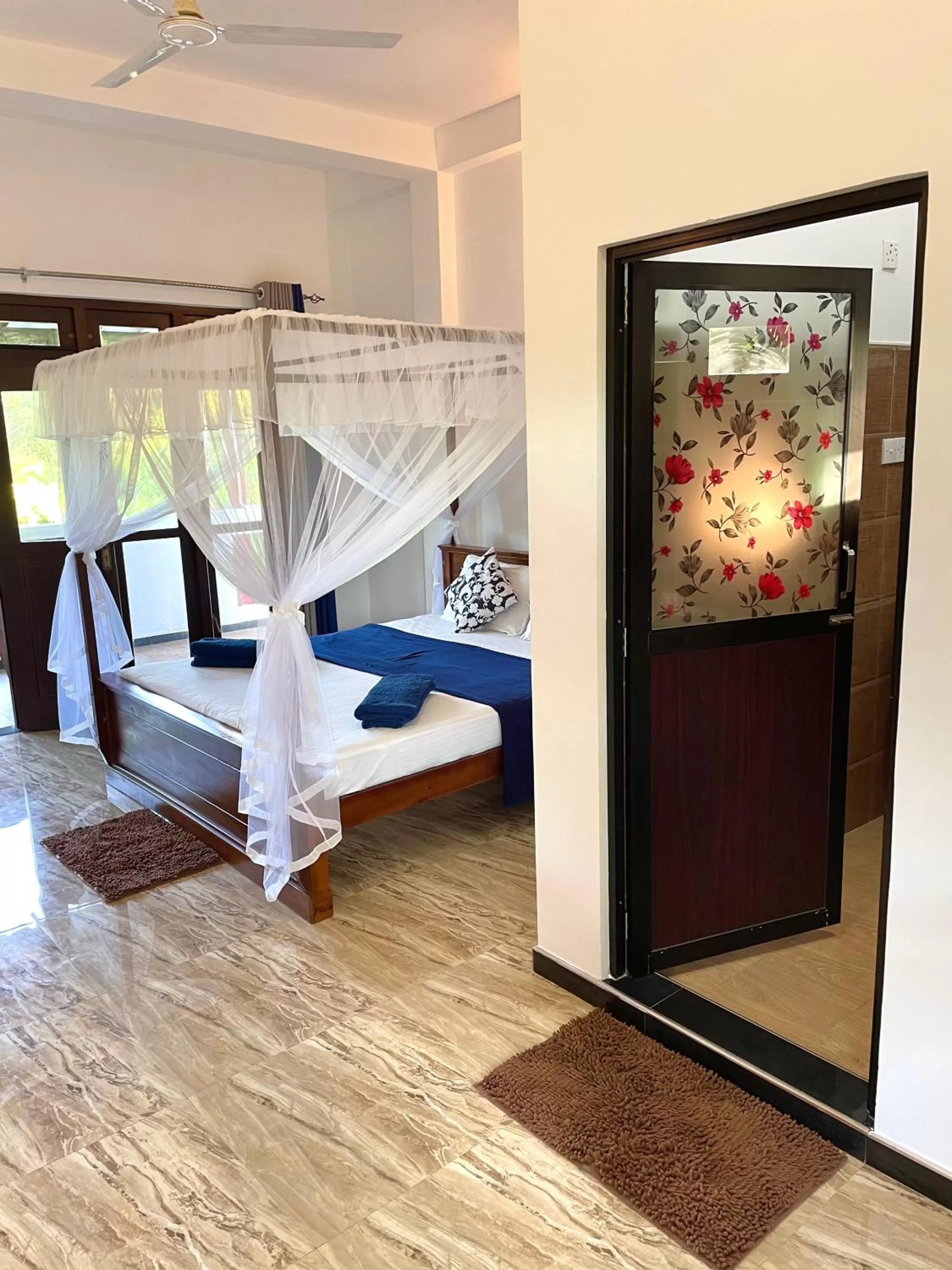 Bed in Shan Star Weligama