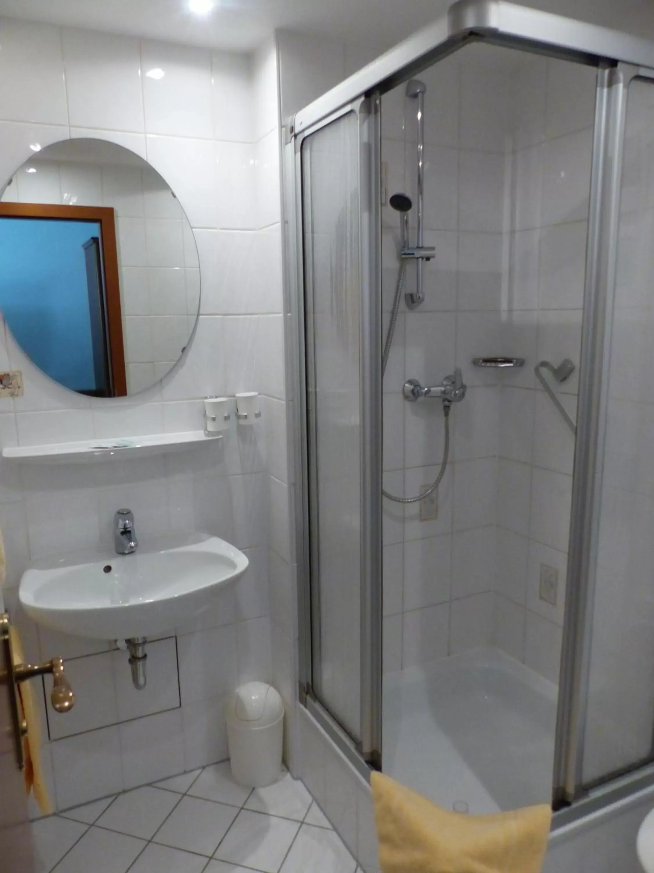 Comfort Single Room with Shower in Hotel Dorotheenhof Comfort Single Room with Shower in Hotel Dorotheenhof