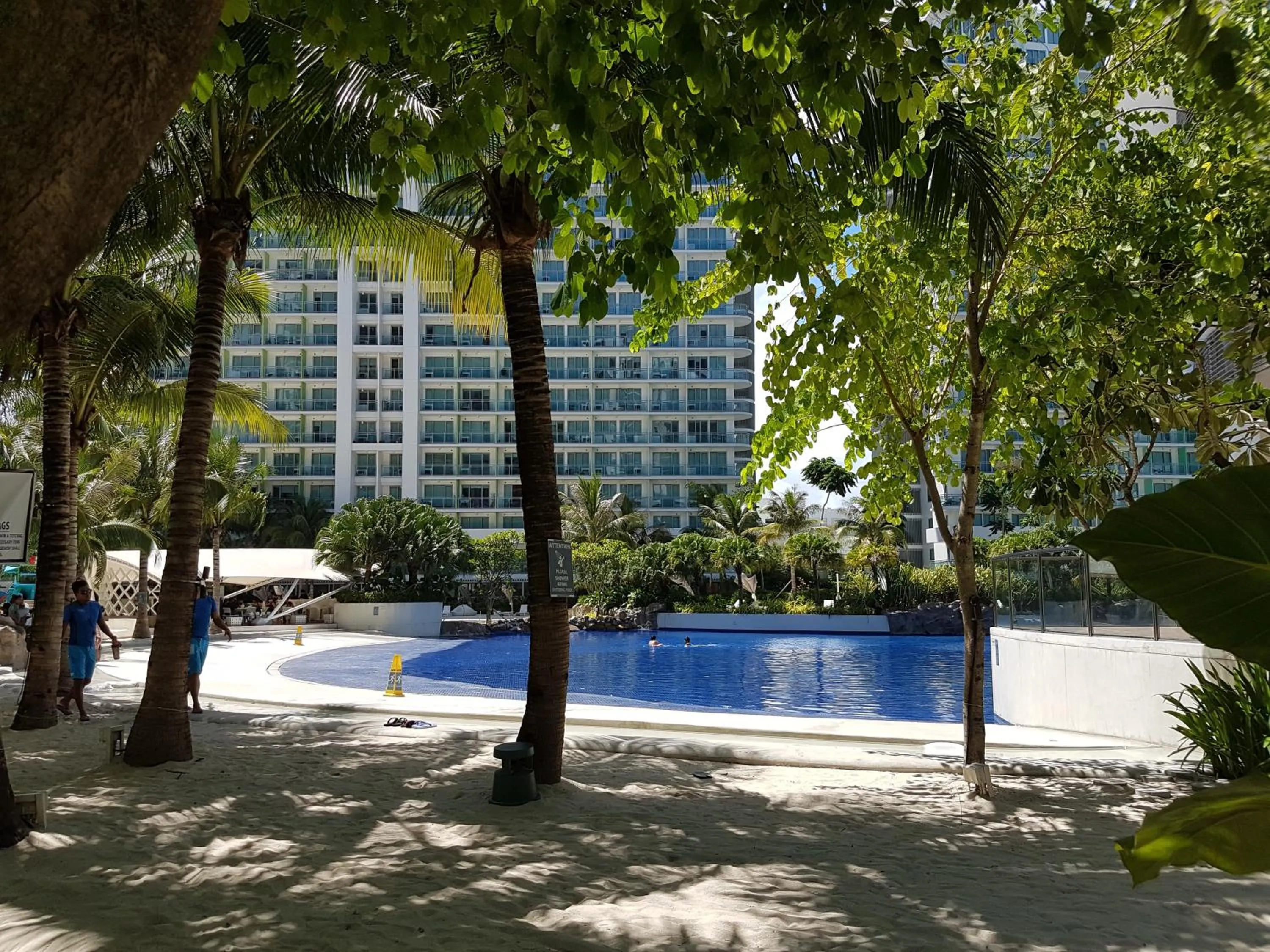 Restaurant/places to eat in Azure Tropical Paradise