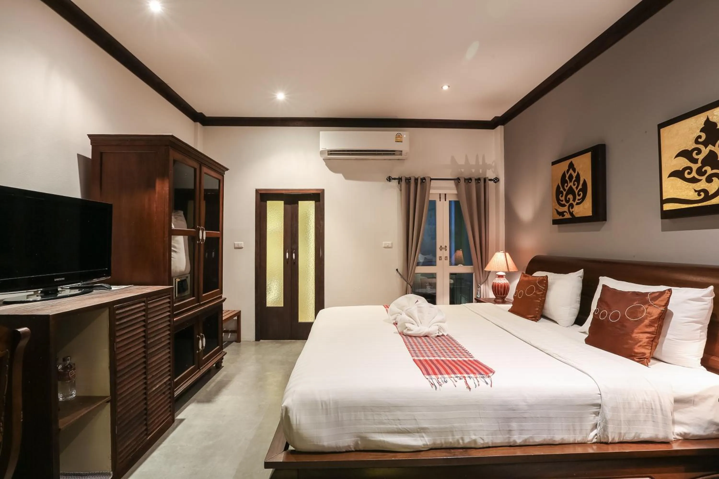 Bed in The Twenty Lodge