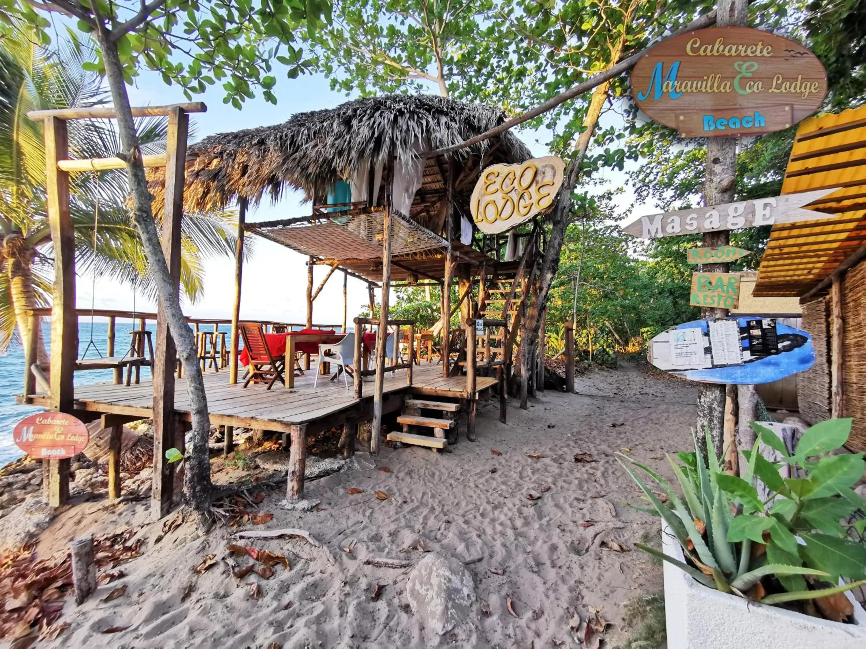 Restaurant/places to eat in Cabarete Maravilla Eco Lodge Boutique Beach Surf & Kite