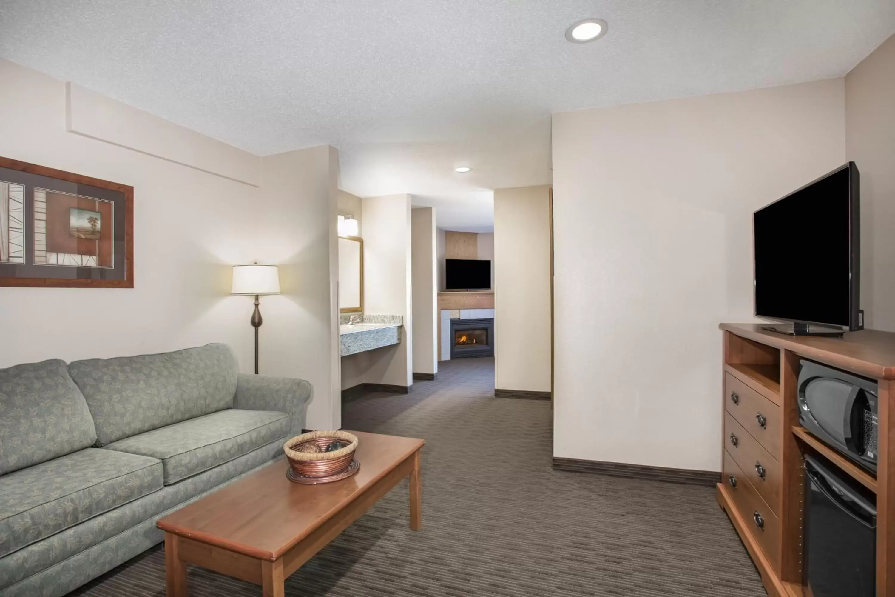 Seating Area in AmericInn by Wyndham Sioux City