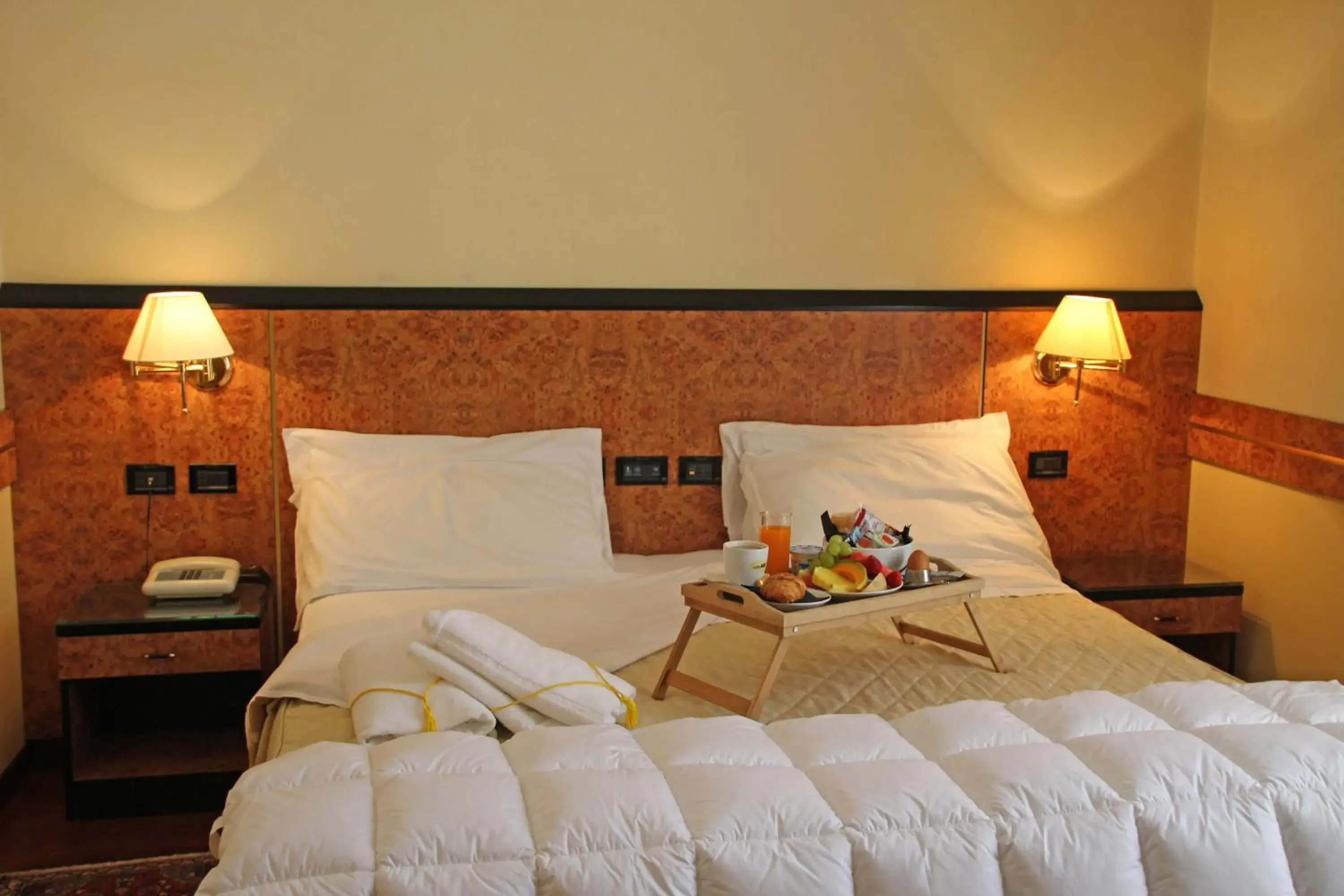 Bedroom, Bed in Park Hotel Villa Leon d'Oro