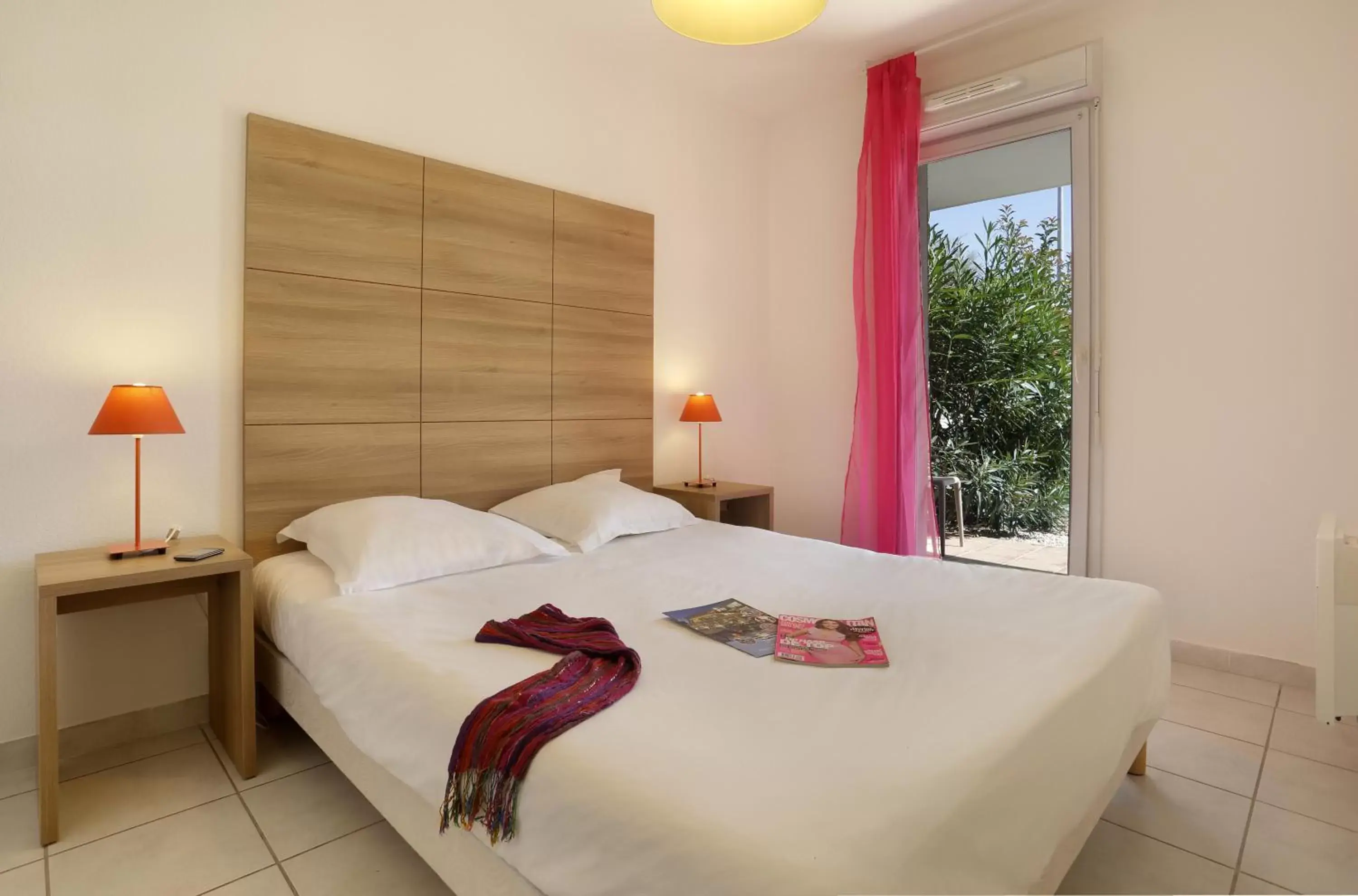 Bedroom, Bed in Vacancéole - Résidence Cap Camargue
