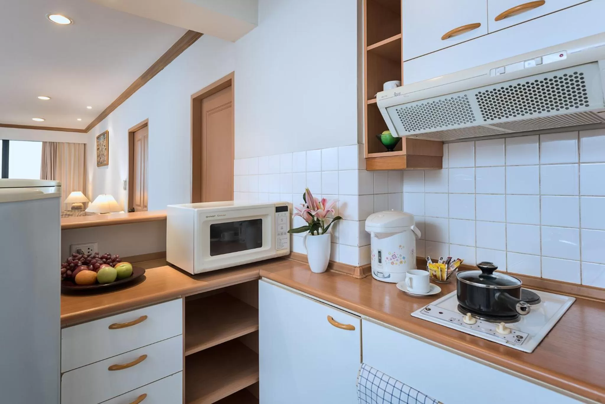 Kitchen or kitchenette in Riverine Place Hotel and Residence