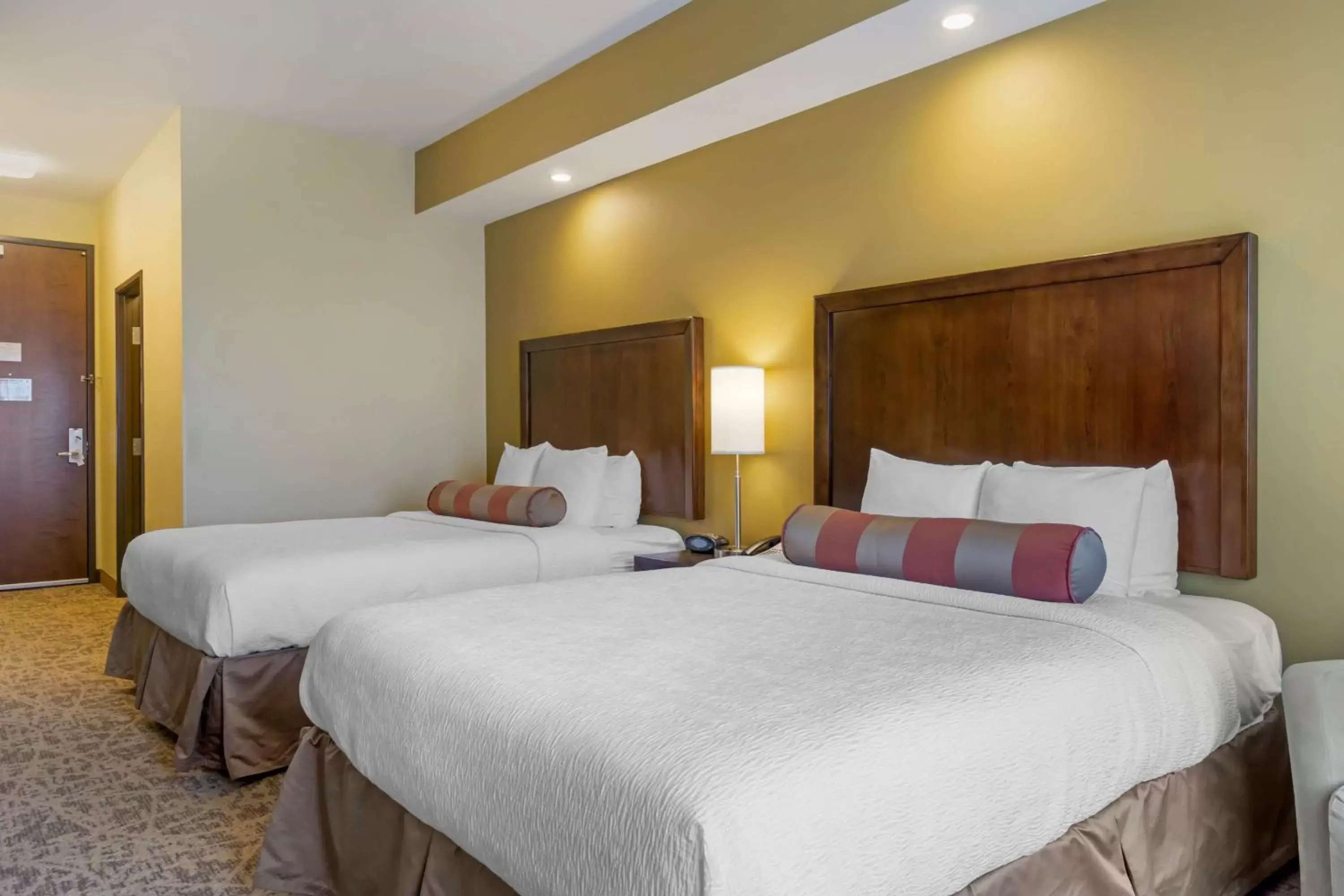 Bedroom, Bed in Best Western Plus Lacey Inn & Suites