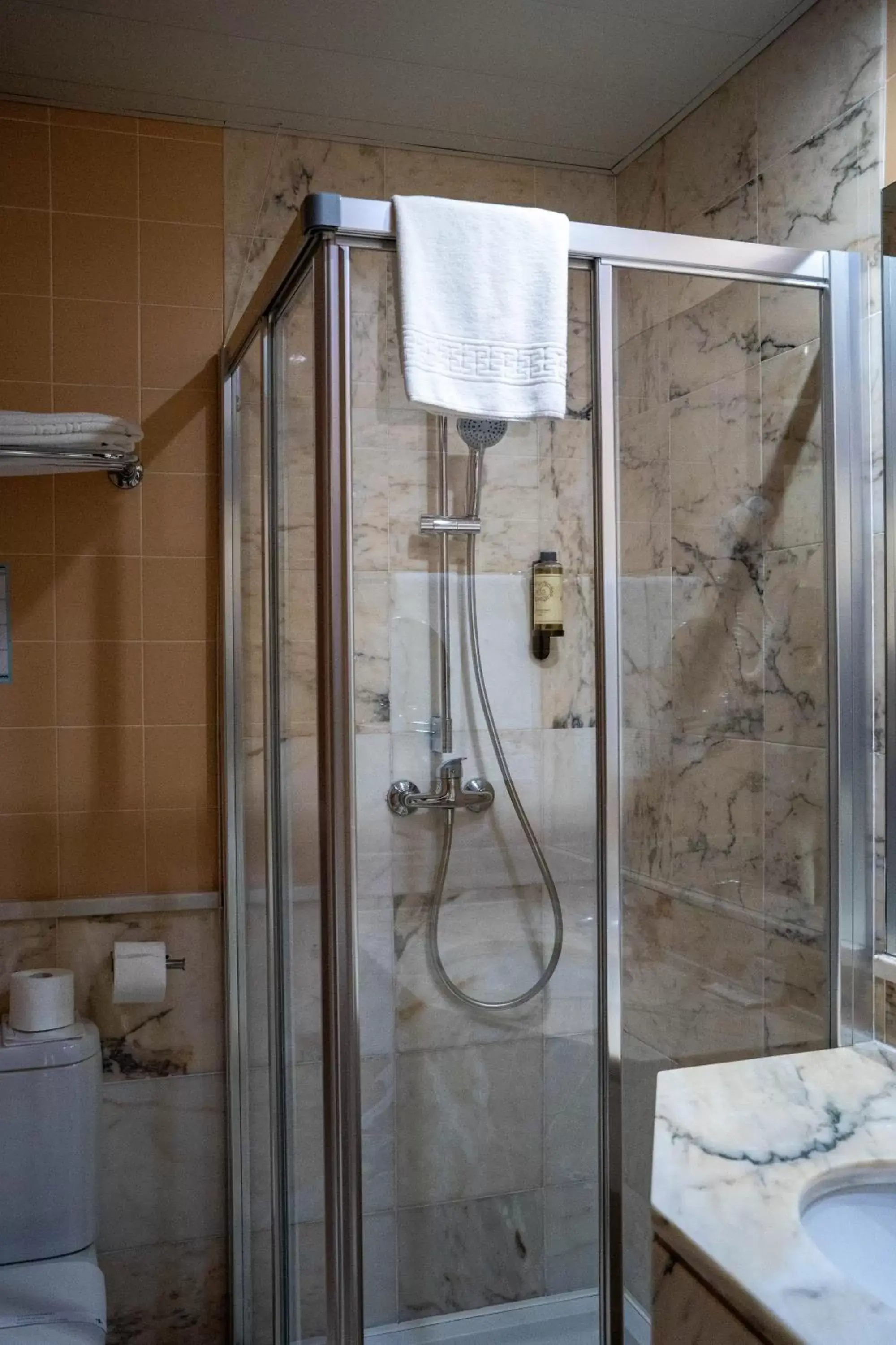 Bathroom in Apulia Praia Hotel