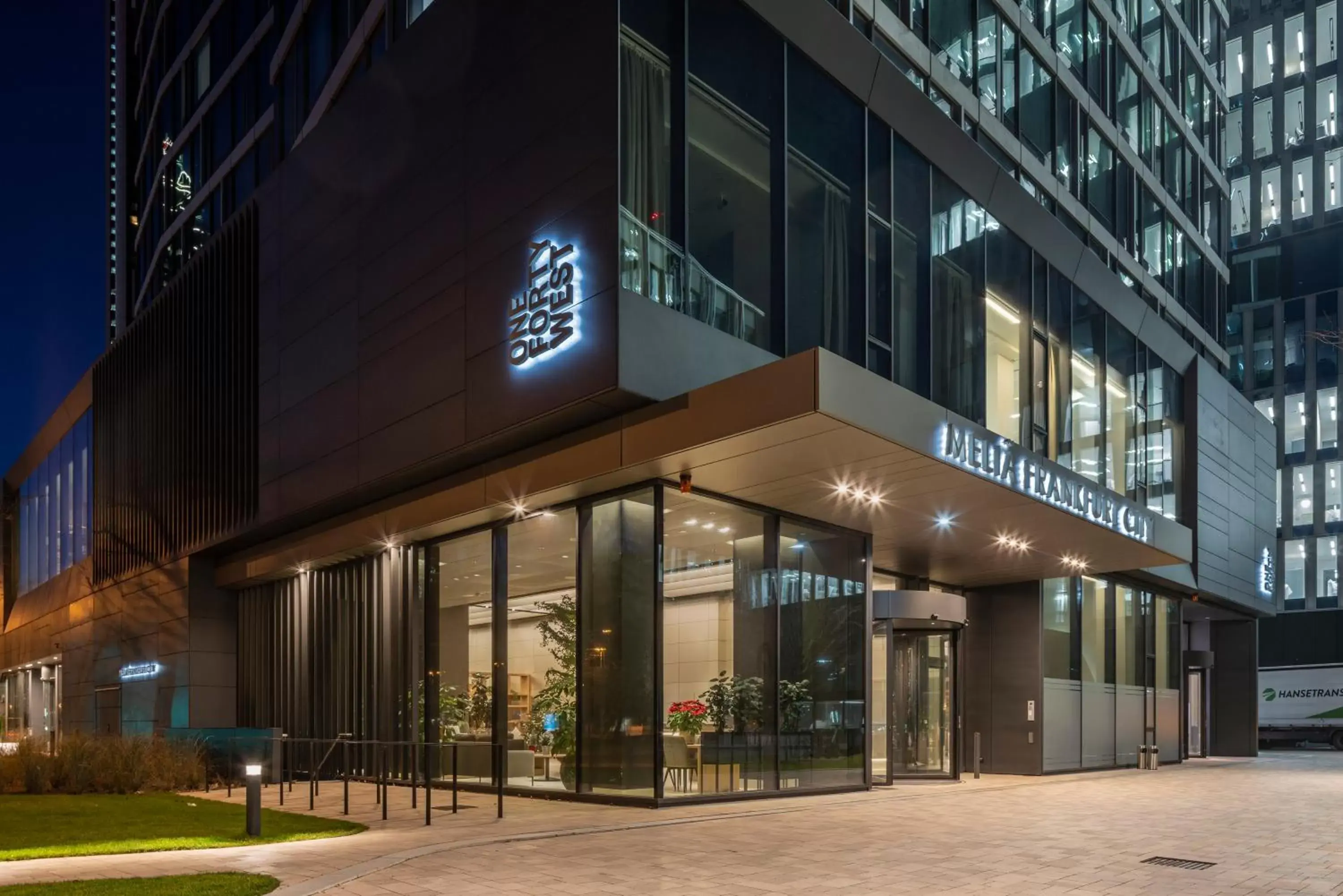 Facade/entrance, Property Building in Meliá Frankfurt City