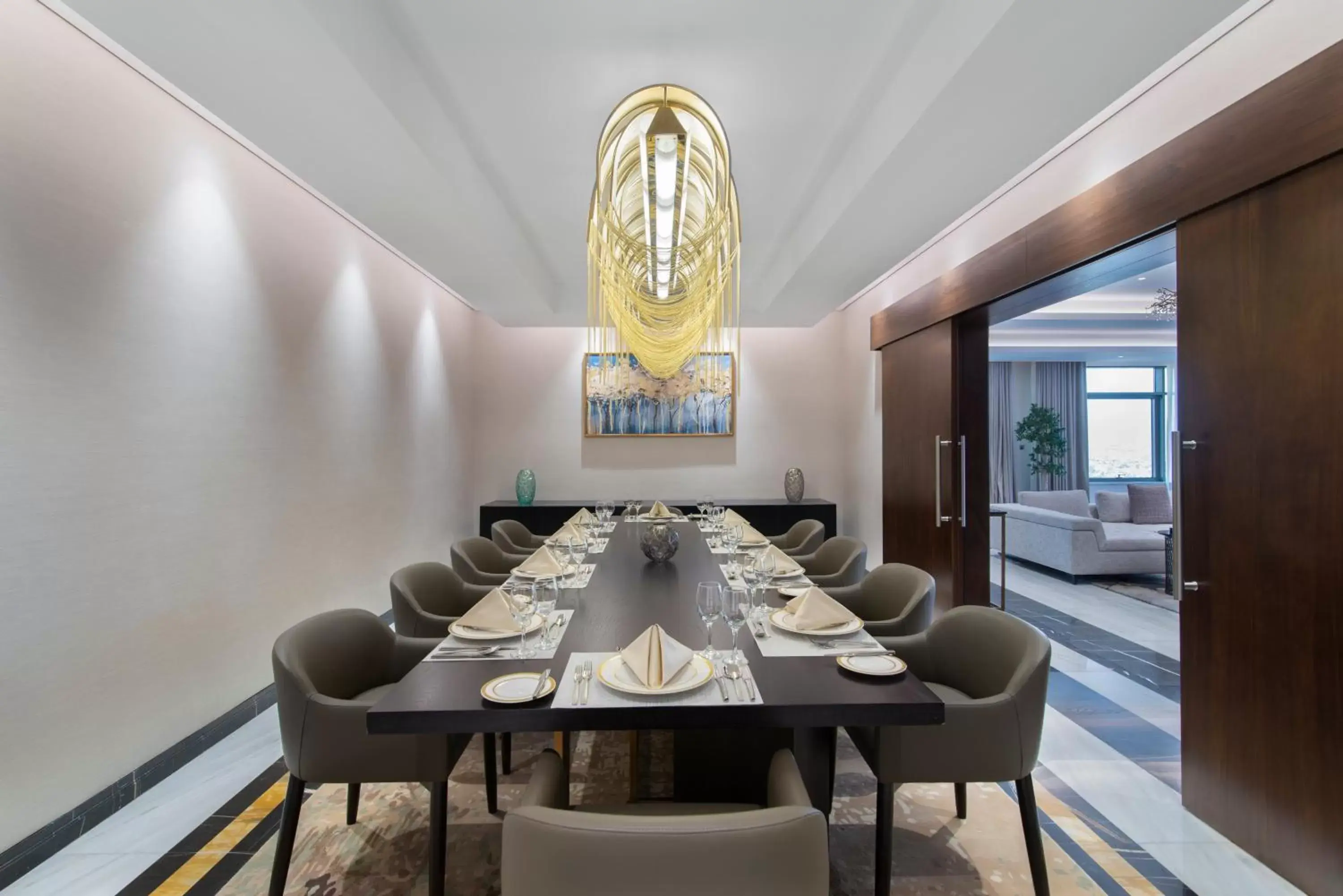 Dining area, Restaurant/Places to Eat in Movenpick Hotel and Residences Riyadh