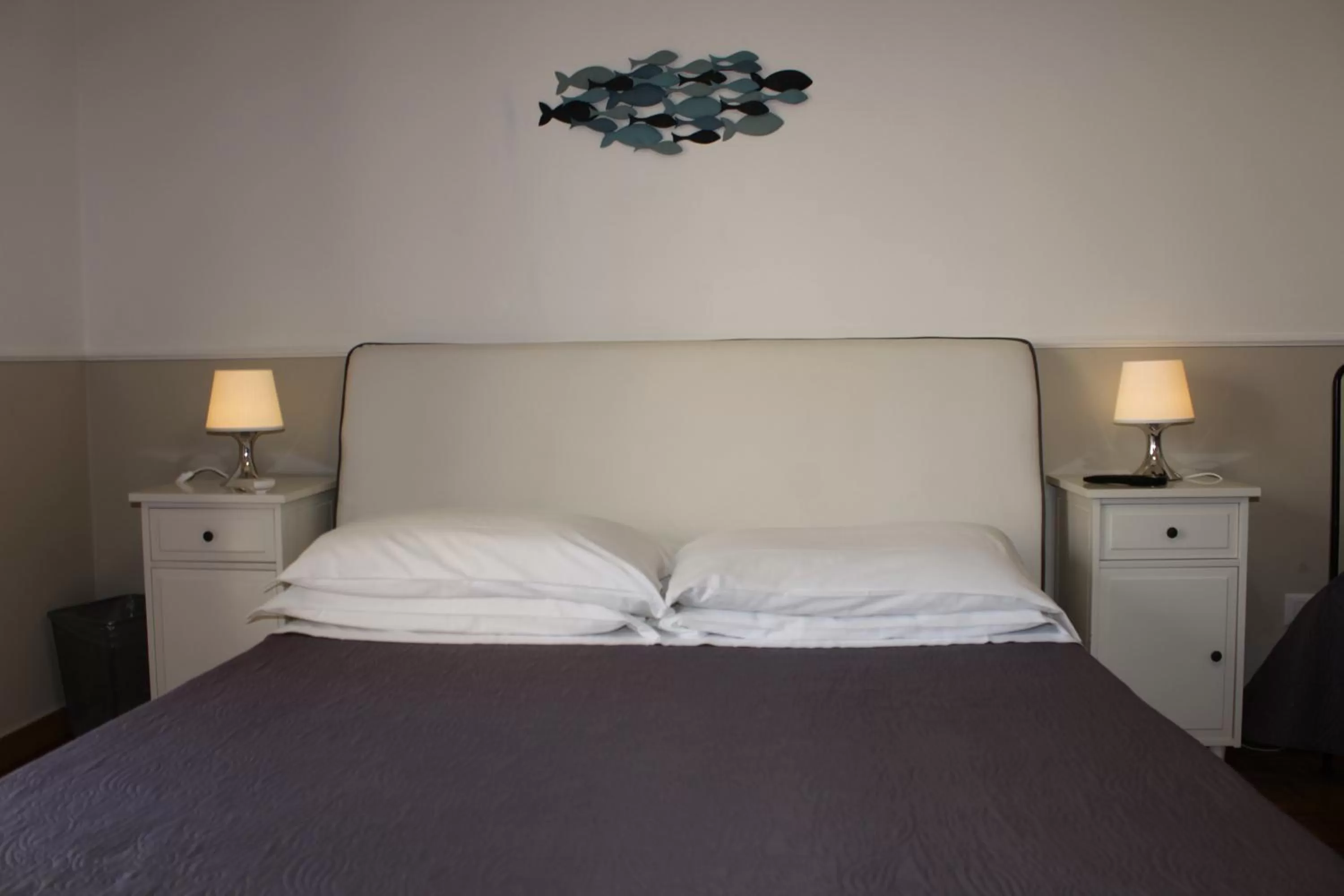 Photo of the whole room, Bed in Lemon Rooms Sorrento