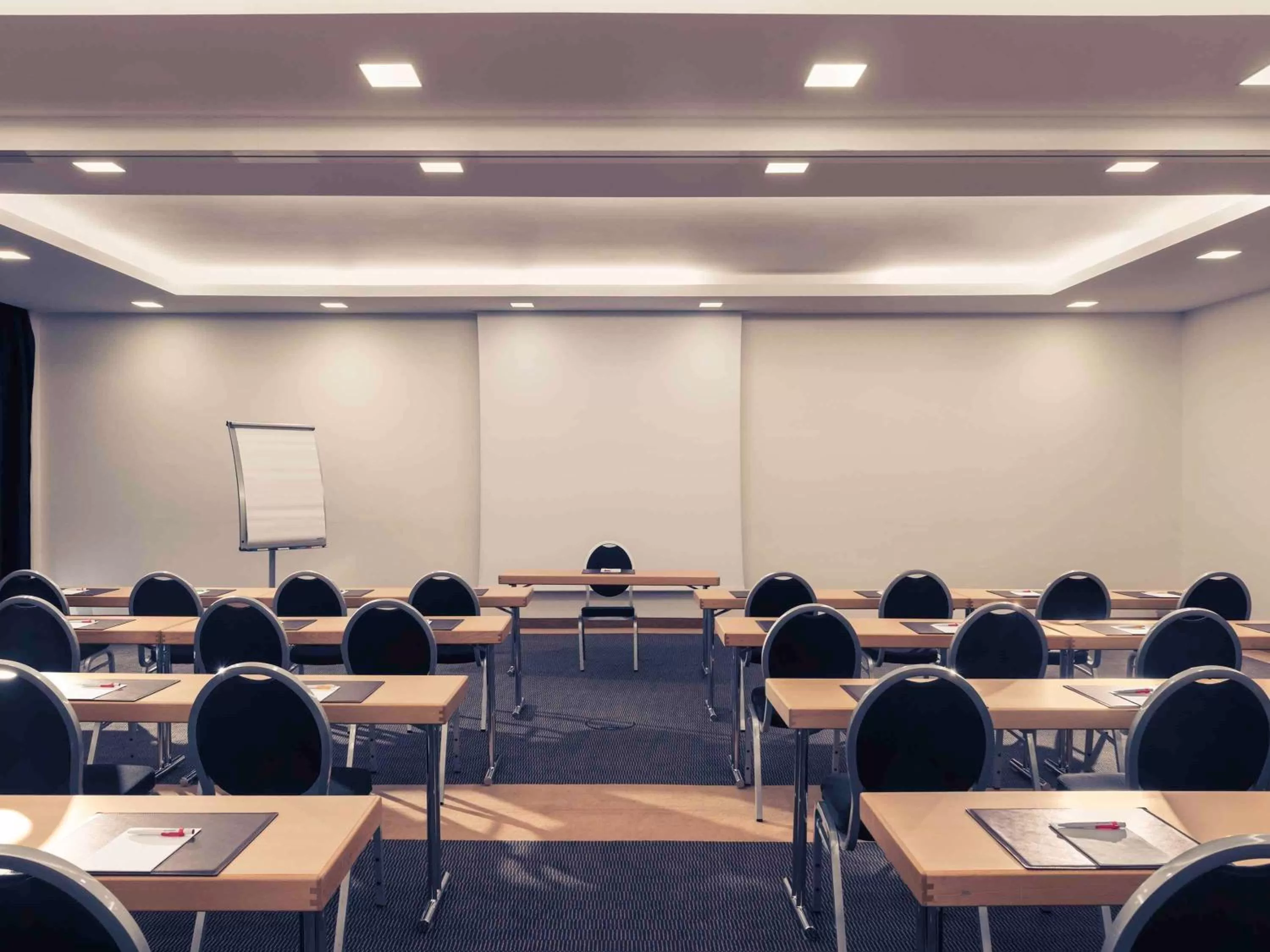 Meeting/conference room in Mercure Hotel Düsseldorf Süd