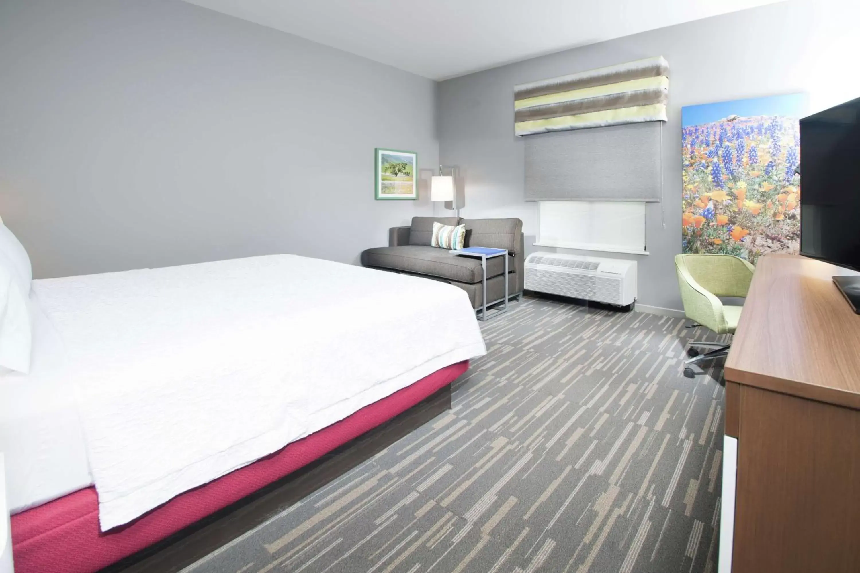 King Room - Non-Smoking in Hampton Inn Arvin Tejon Ranch, Ca King Room - Non-Smoking in Hampton Inn Arvin Tejon Ranch, Ca