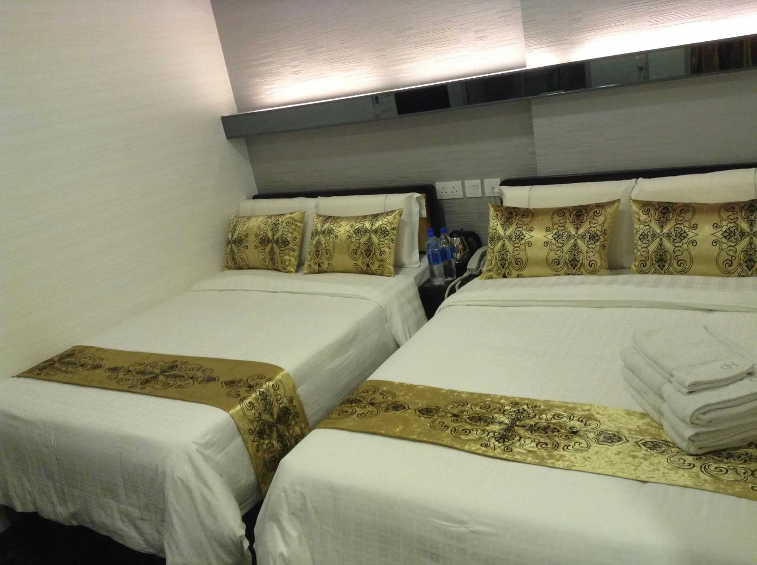 Bed in California Hotel