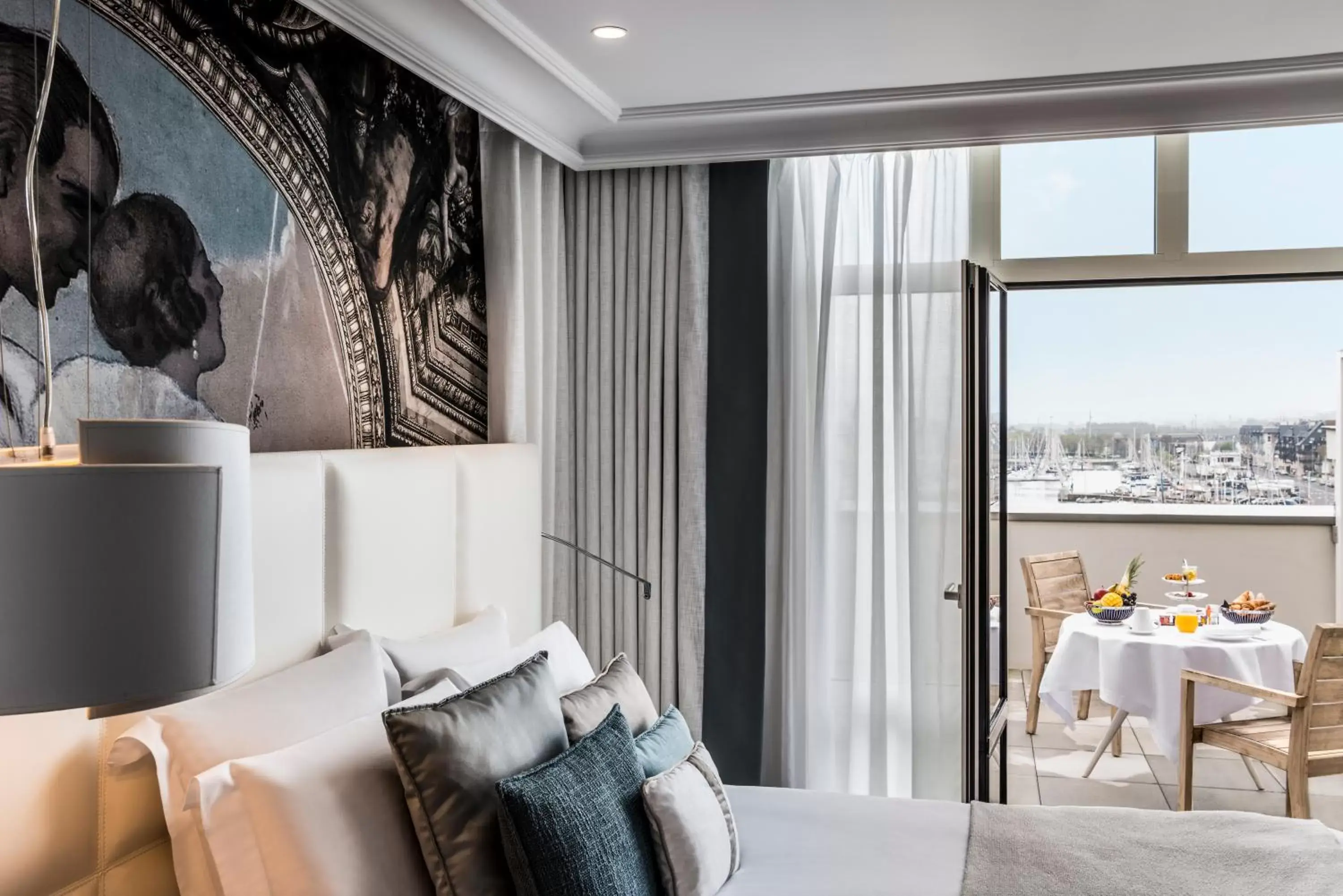 Classic Queen Room with Terrace in Cures Marines Hotel Thalasso & Spa Trouville - MGallery Collection Classic Queen Room with Terrace in Cures Marines Hotel Thalasso & Spa Trouville - MGallery Collection