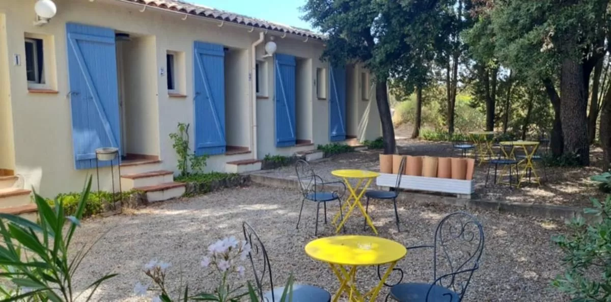 Property building in Le Relais Des Lavandins