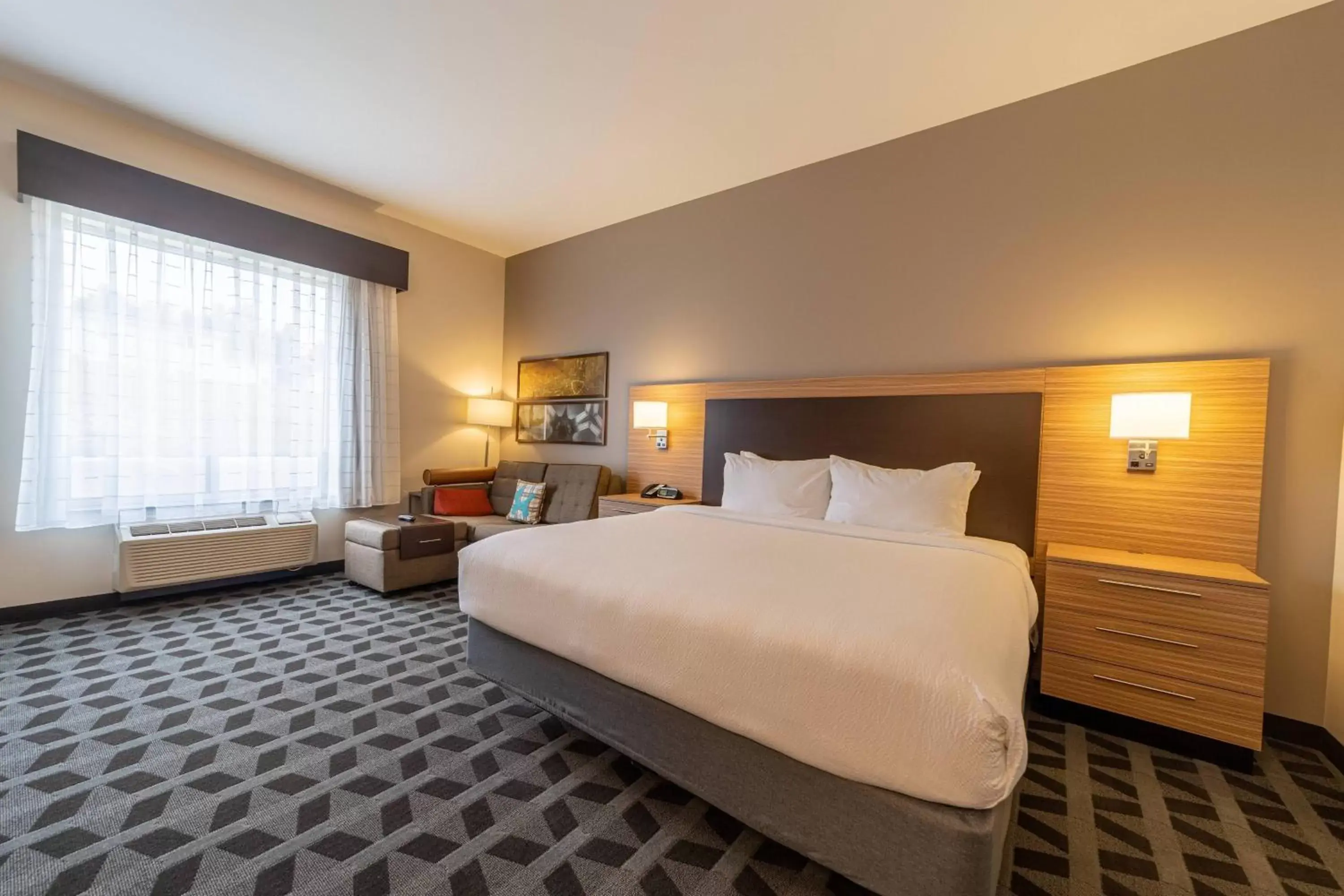 Bedroom, Bed in TownePlace Suites by Marriott Petawawa