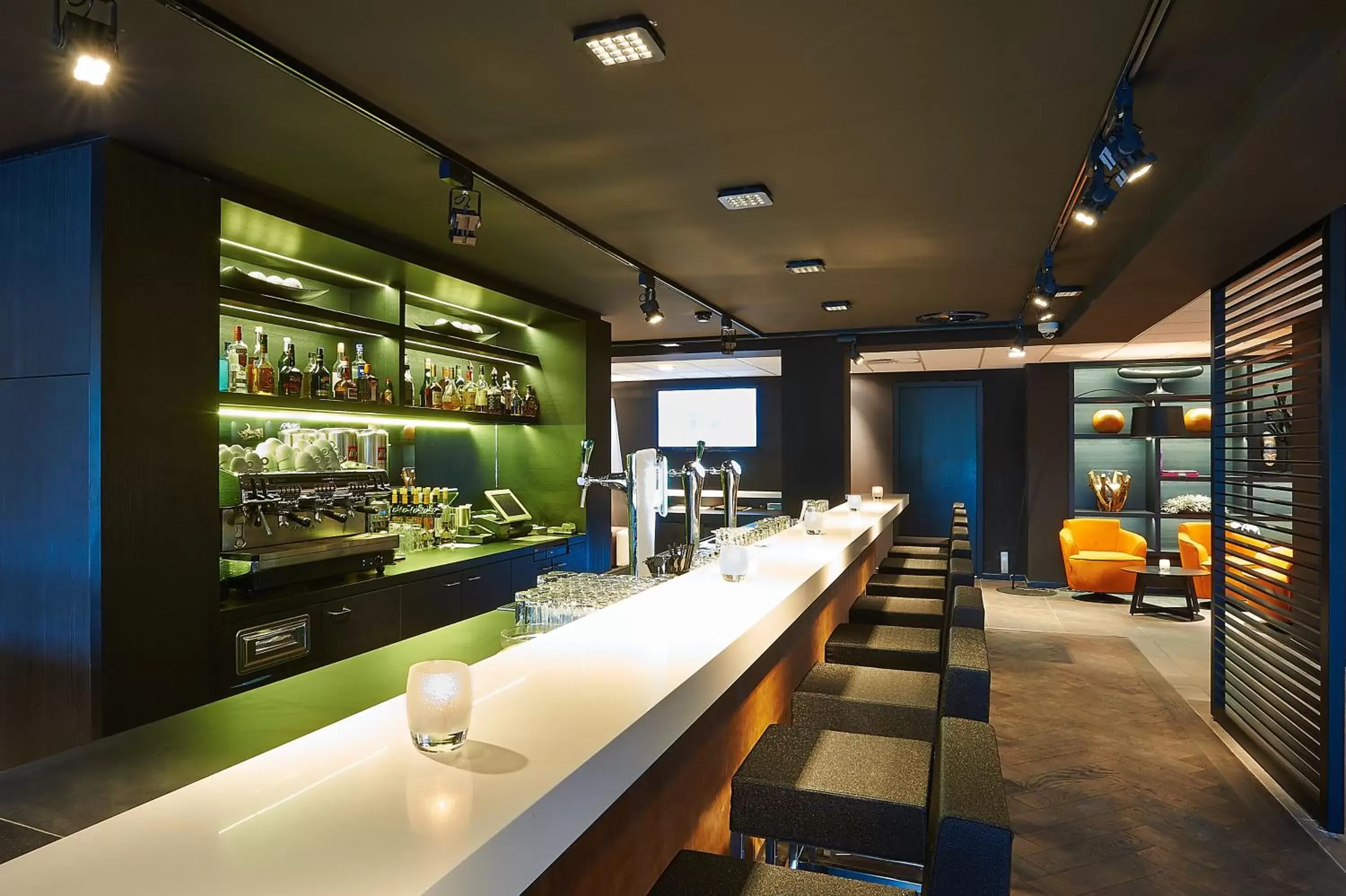 Lounge or bar in Postillion Hotel Dordrecht