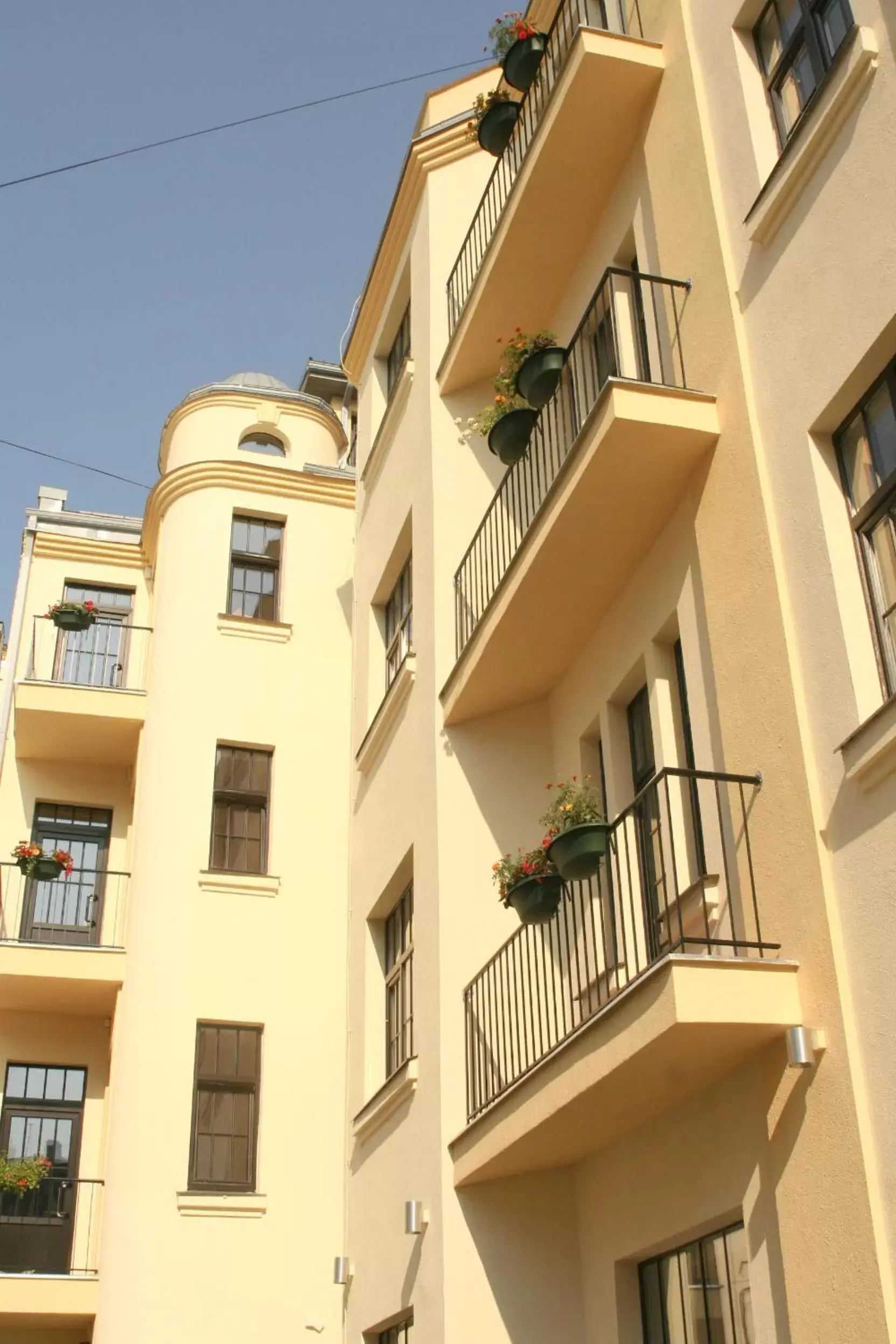 Balcony/Terrace, Property Building in Hotel Edvards