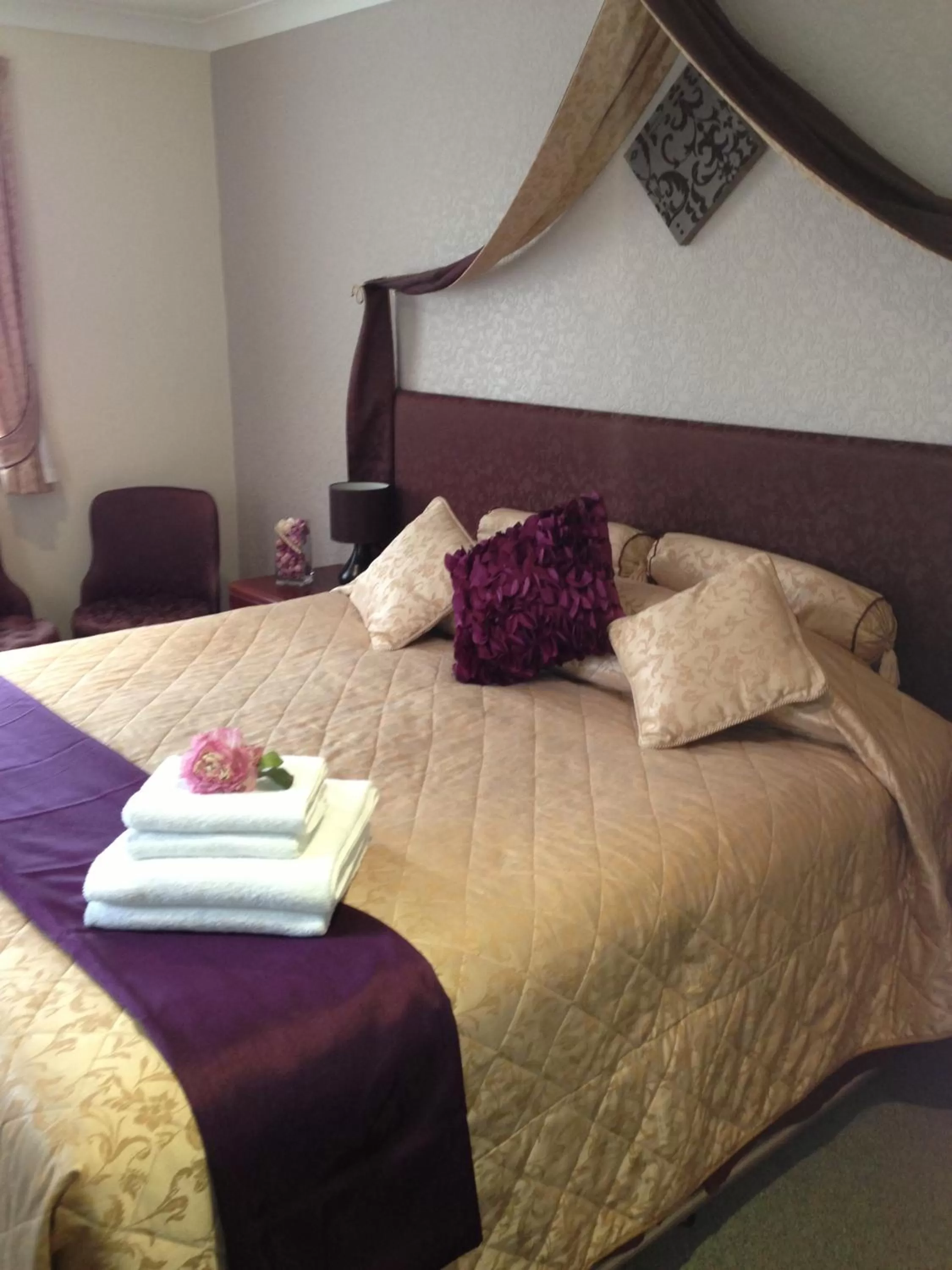 Bedroom, Bed in Bourne Hall Country Hotel