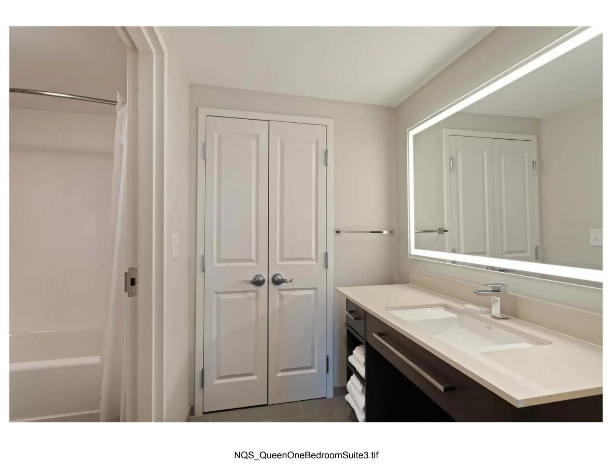 Bathroom in Homewood Suites By Hilton Panama City Beach, Fl