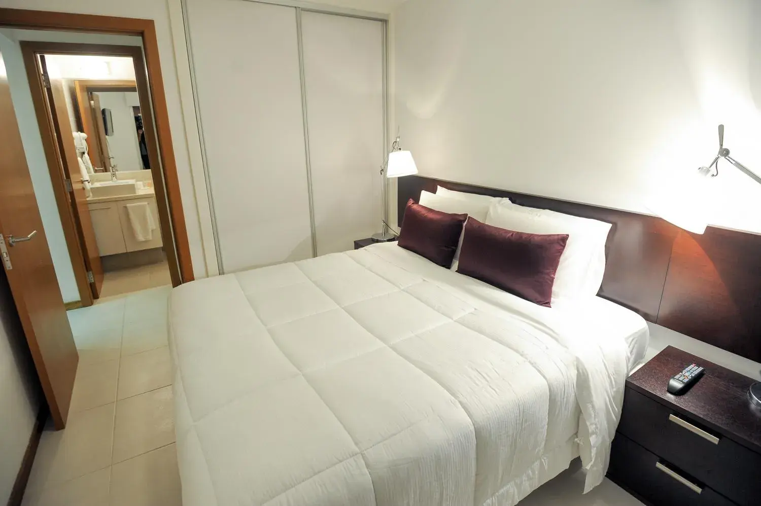 Bedroom, Bed in Real Colonia Hotel & Suites