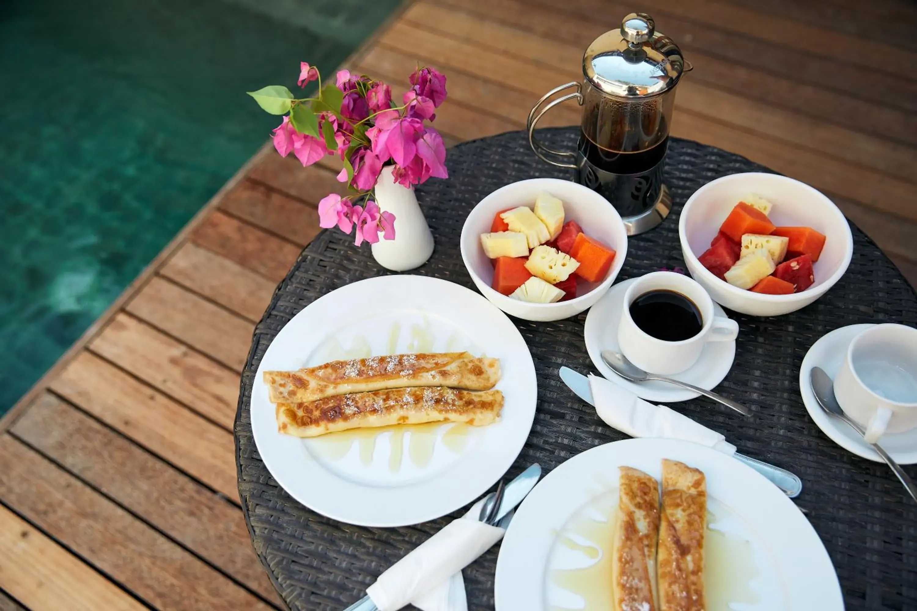 Breakfast in Ke Rensia Private Pool Villas Gili Air