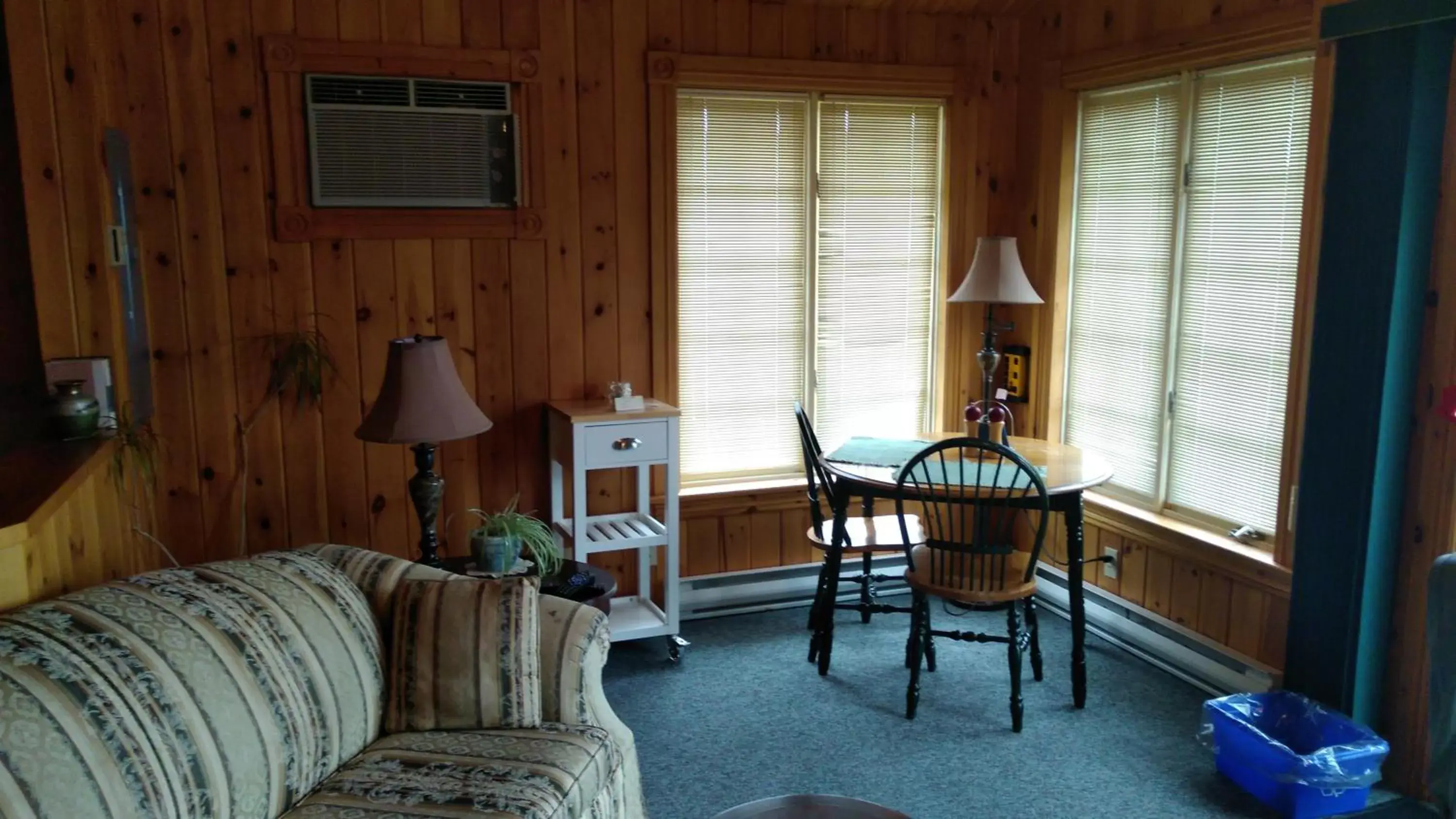 Dining area, Seating Area in Amherst Shore Country Inn