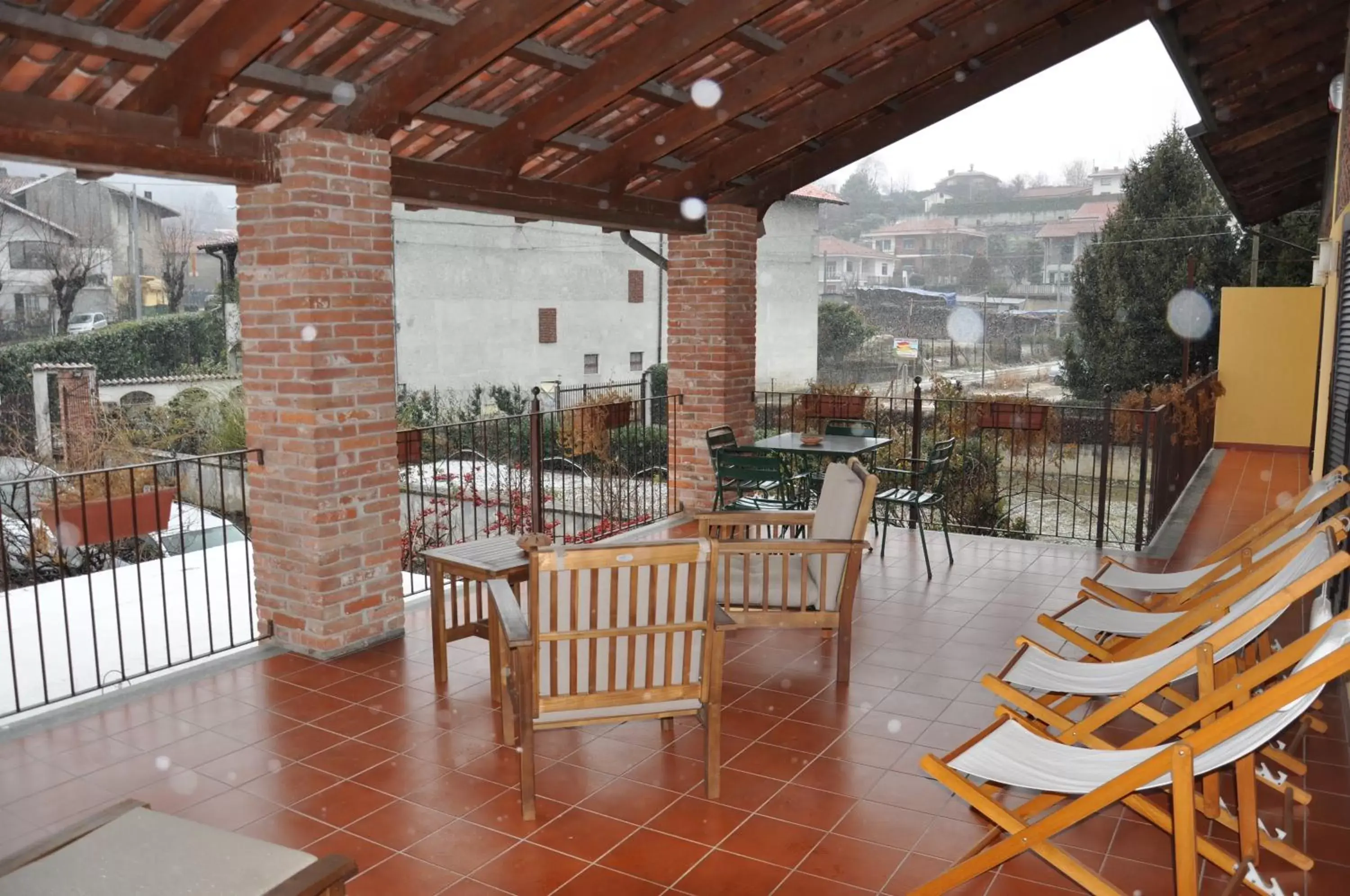 Balcony/Terrace, Restaurant/Places to Eat in Residenza Del Lago