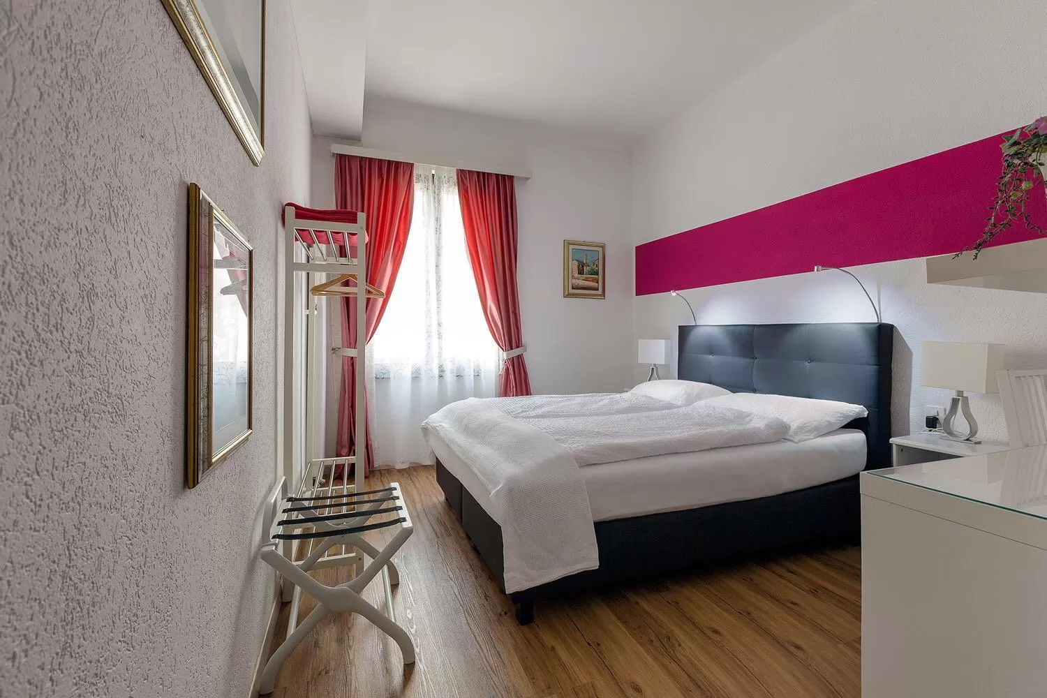 Bed in Hotel Croce Federale