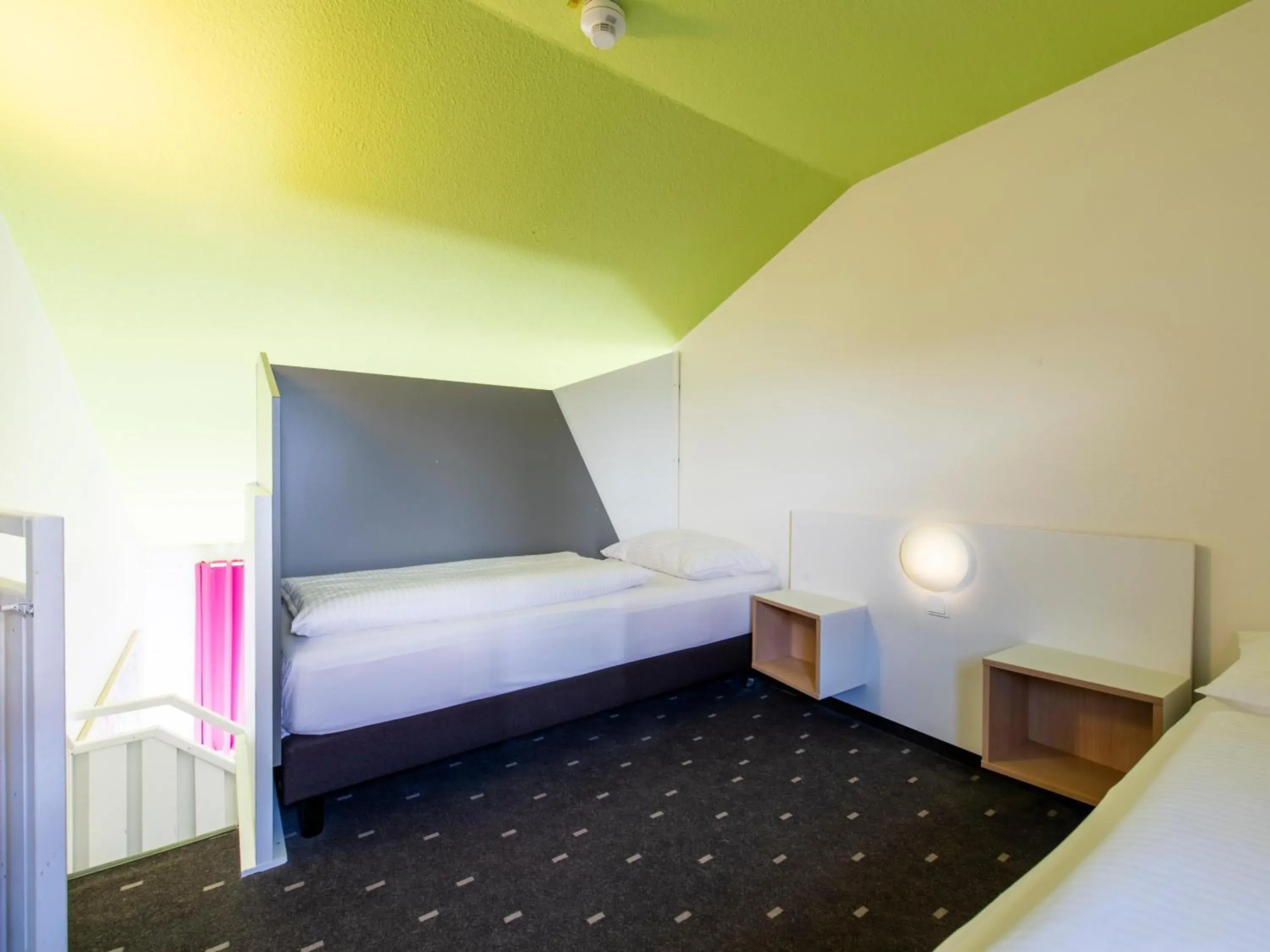 Bed in B&B Hotel Ingolstadt