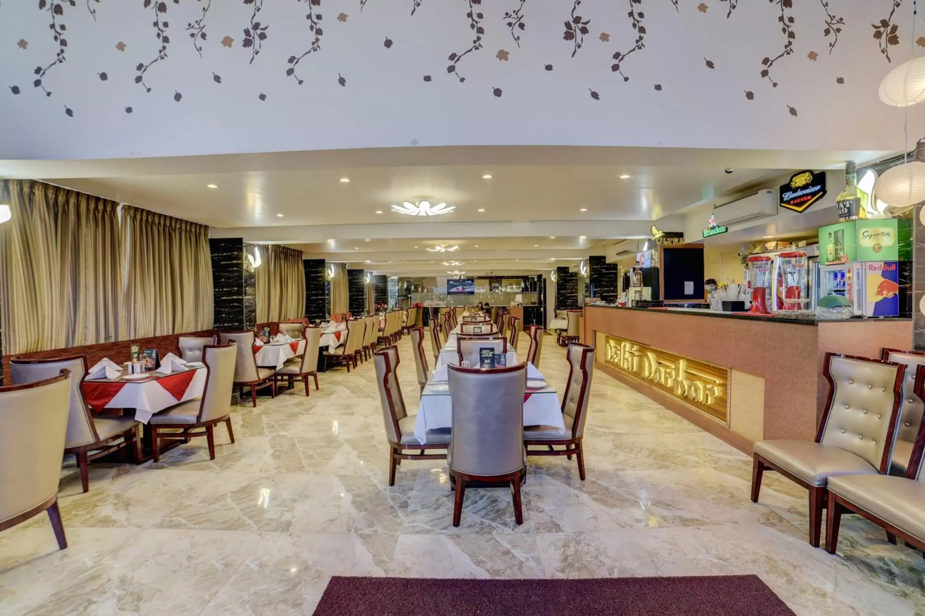 Restaurant/Places to Eat in FabHotel Prime Sarala Crown With Pool, Calangute Beach