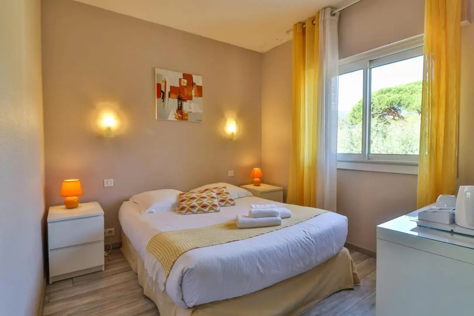 Standard Double Room in Hotel Le Golfe Bleu Standard Double Room in Hotel Le Golfe Bleu