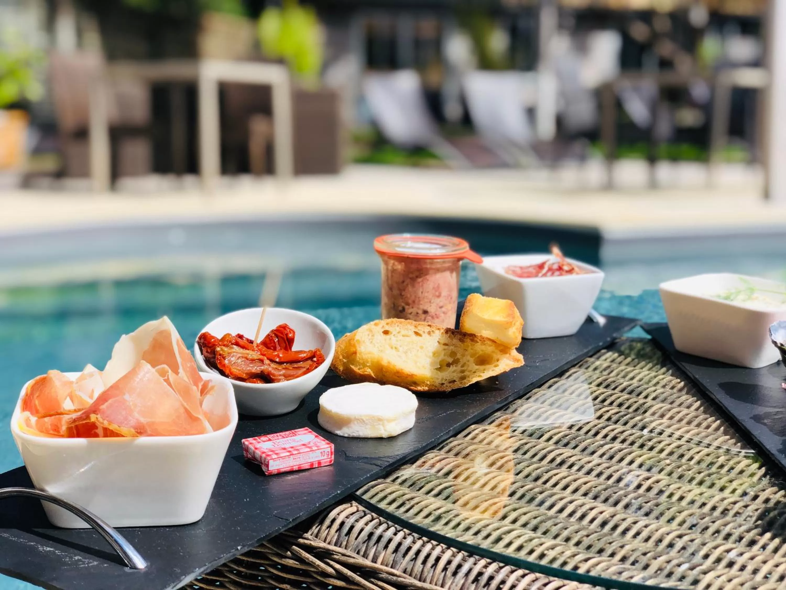 Food in Hôtel Restaurant & Spa Plaisir