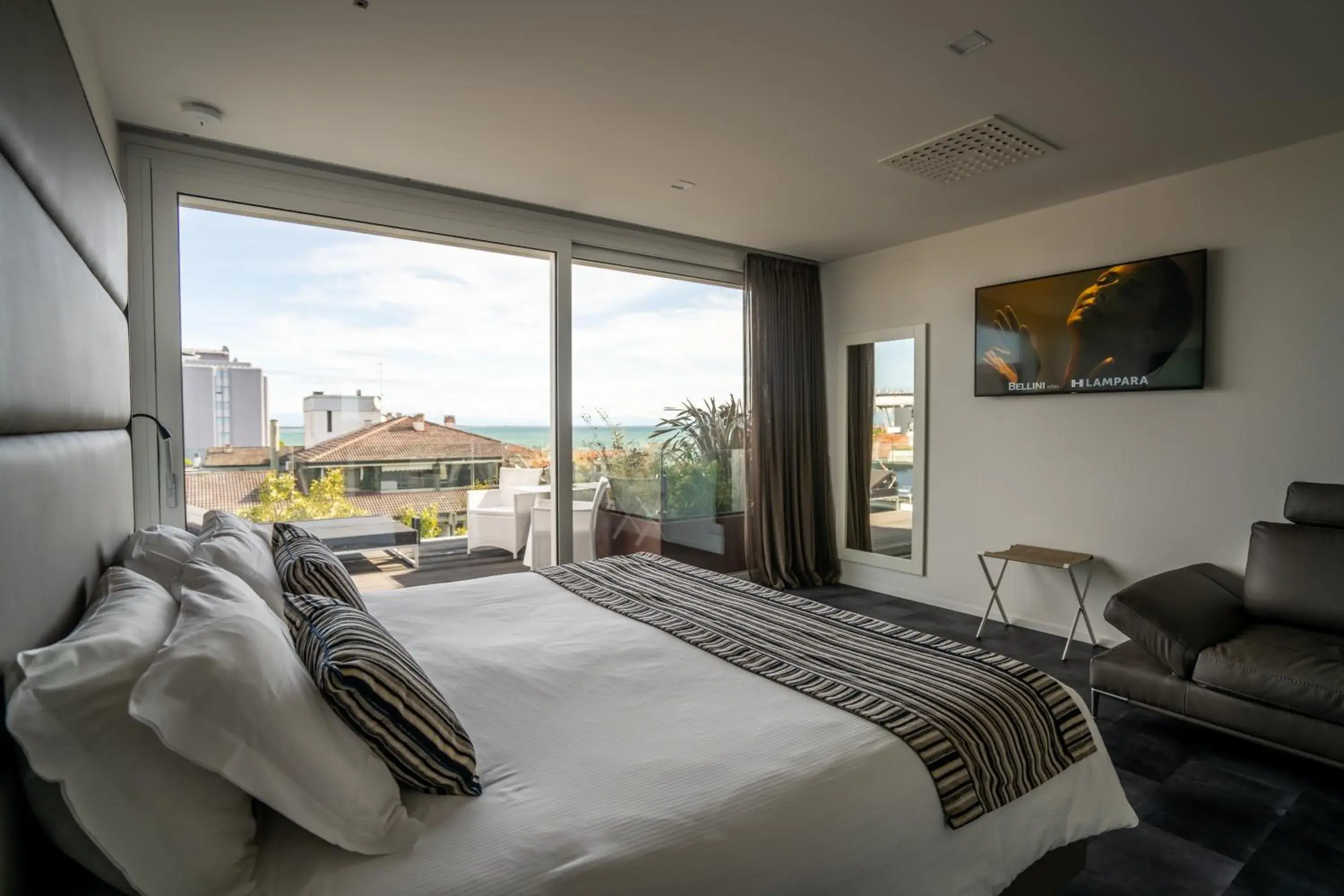 Bedroom in Hotel Lampara