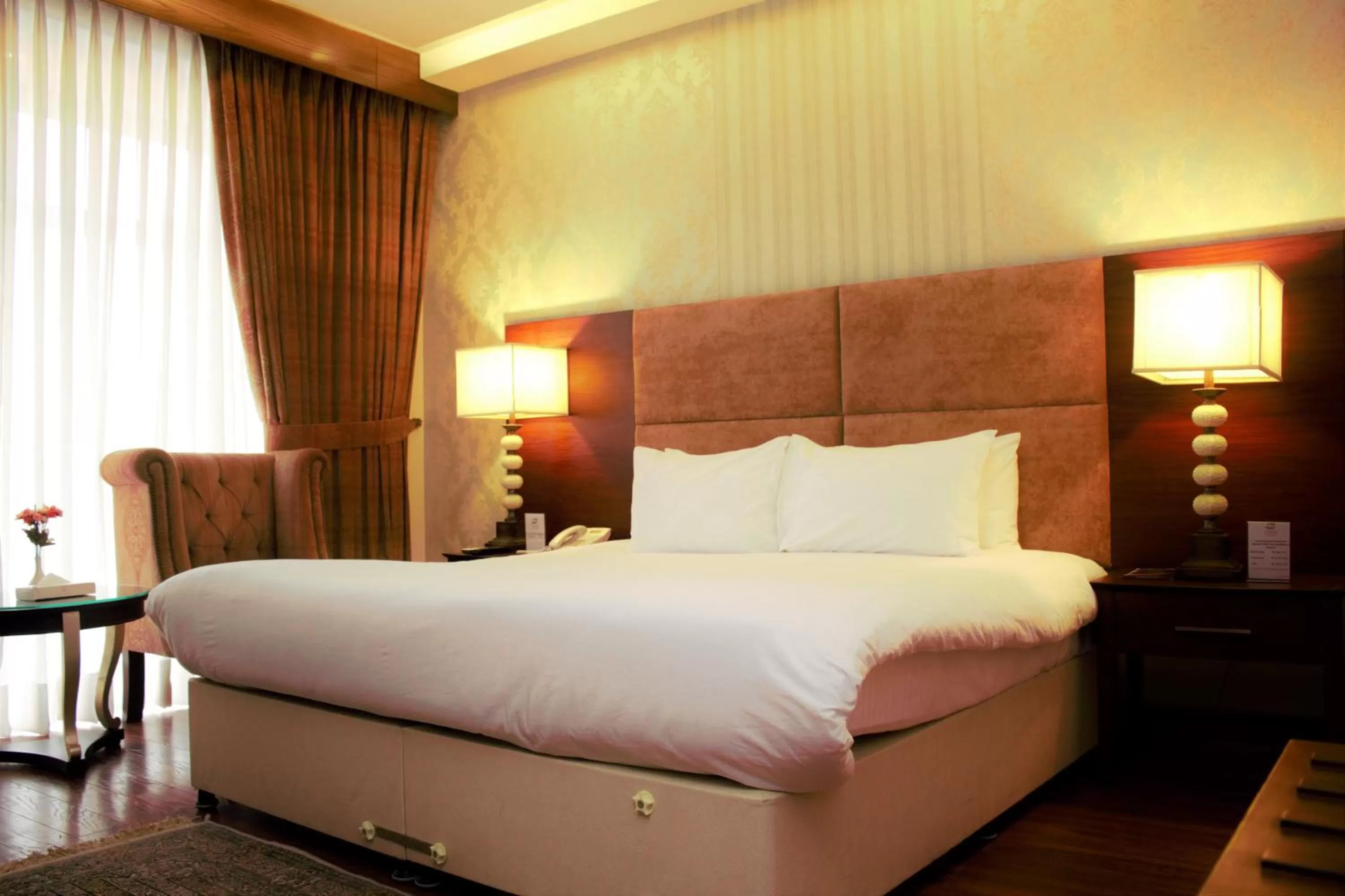 Bed in S Chalet Islamabad